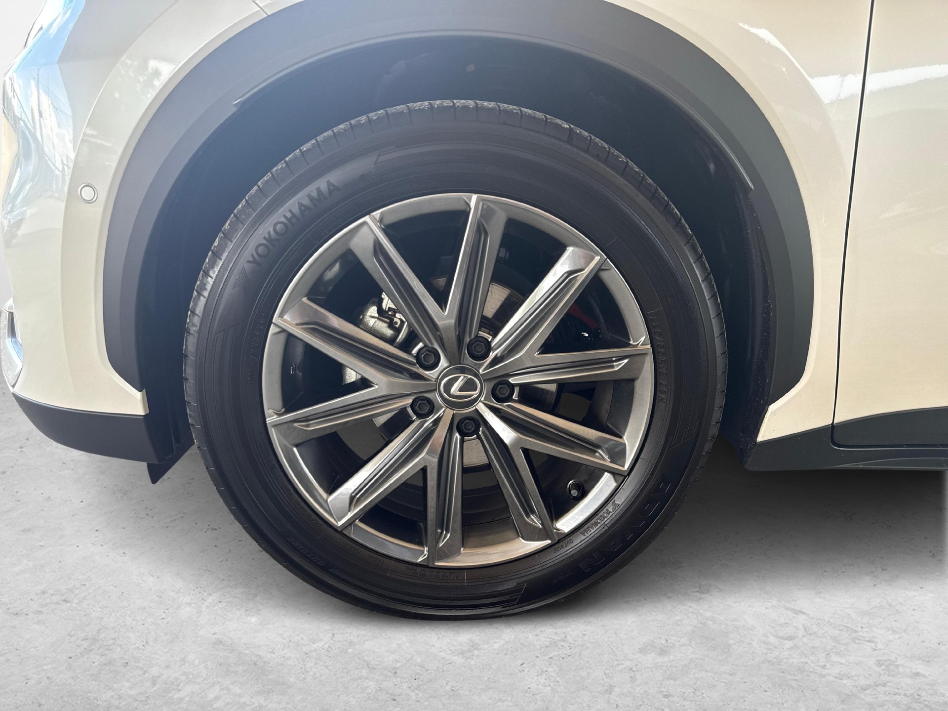 LEXUS LBX 1.5 Hybrid Relax / ab 3,99% Leasing bei Abschluss einer Protect Autoversicherung-image-18