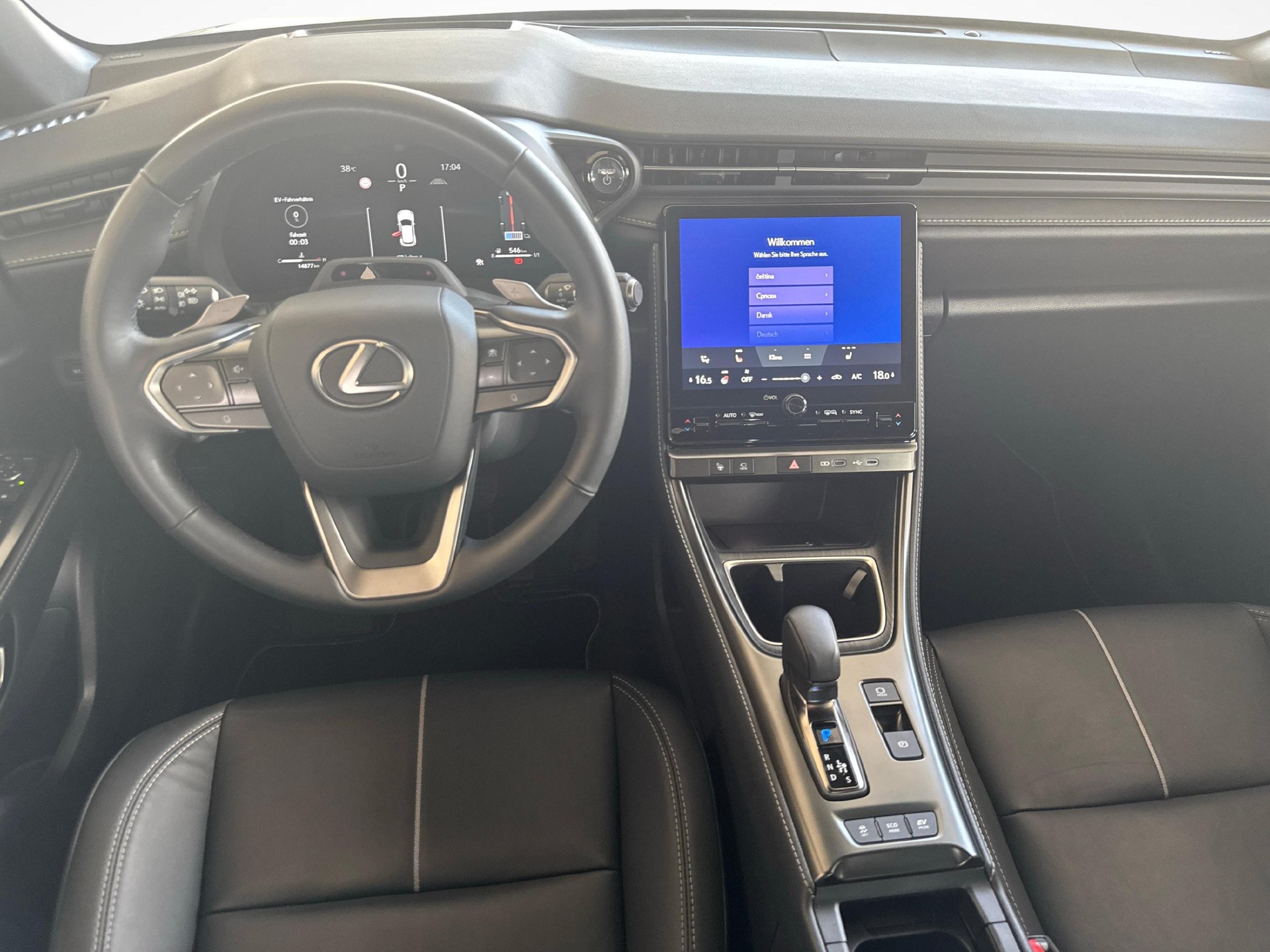 LEXUS LBX 1.5 Hybrid Relax / ab 3,99% Leasing bei Abschluss einer Protect Autoversicherung-image-8