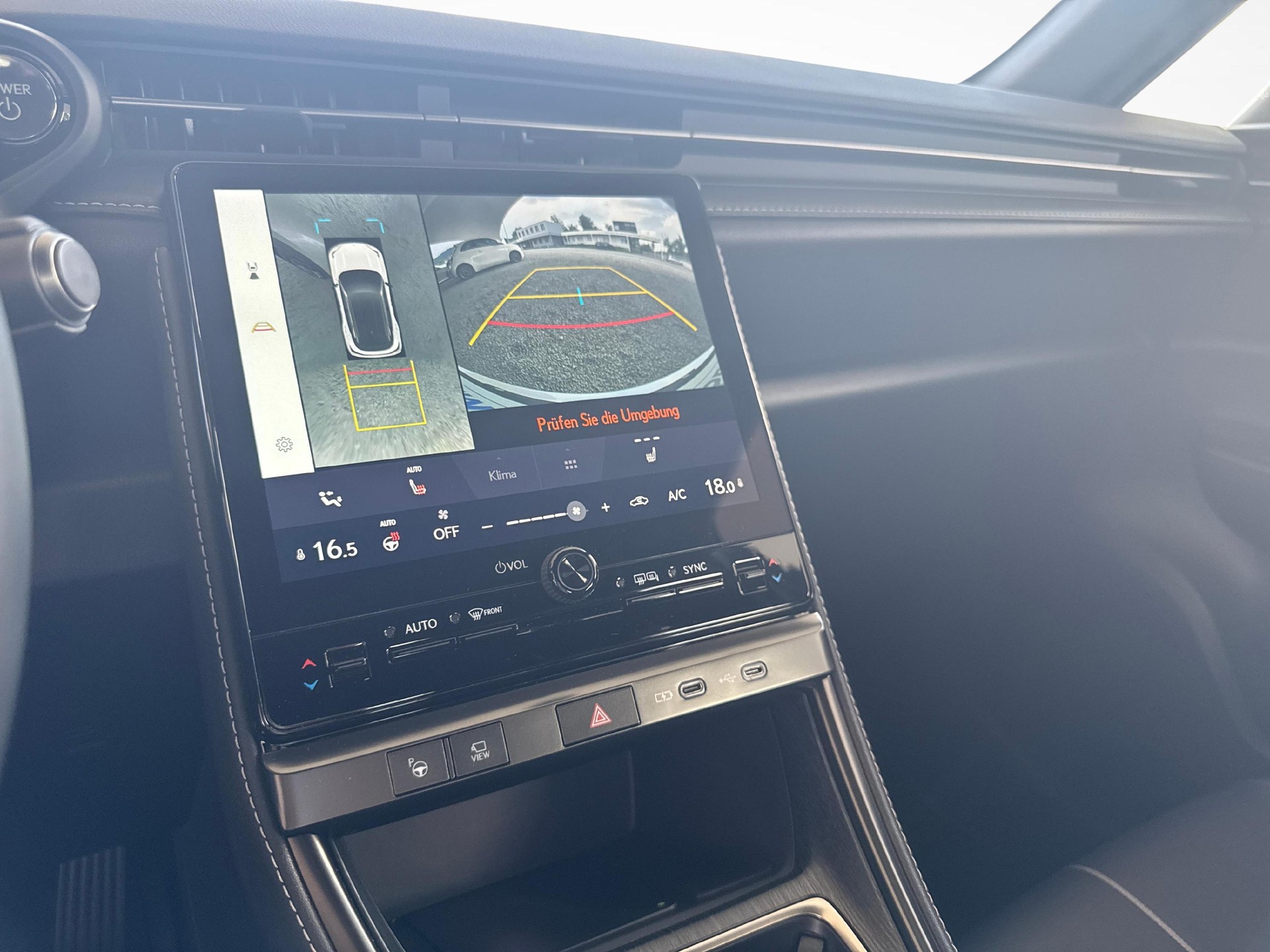 LEXUS LBX 1.5 Hybrid Relax / ab 3,99% Leasing bei Abschluss einer Protect Autoversicherung-image-14