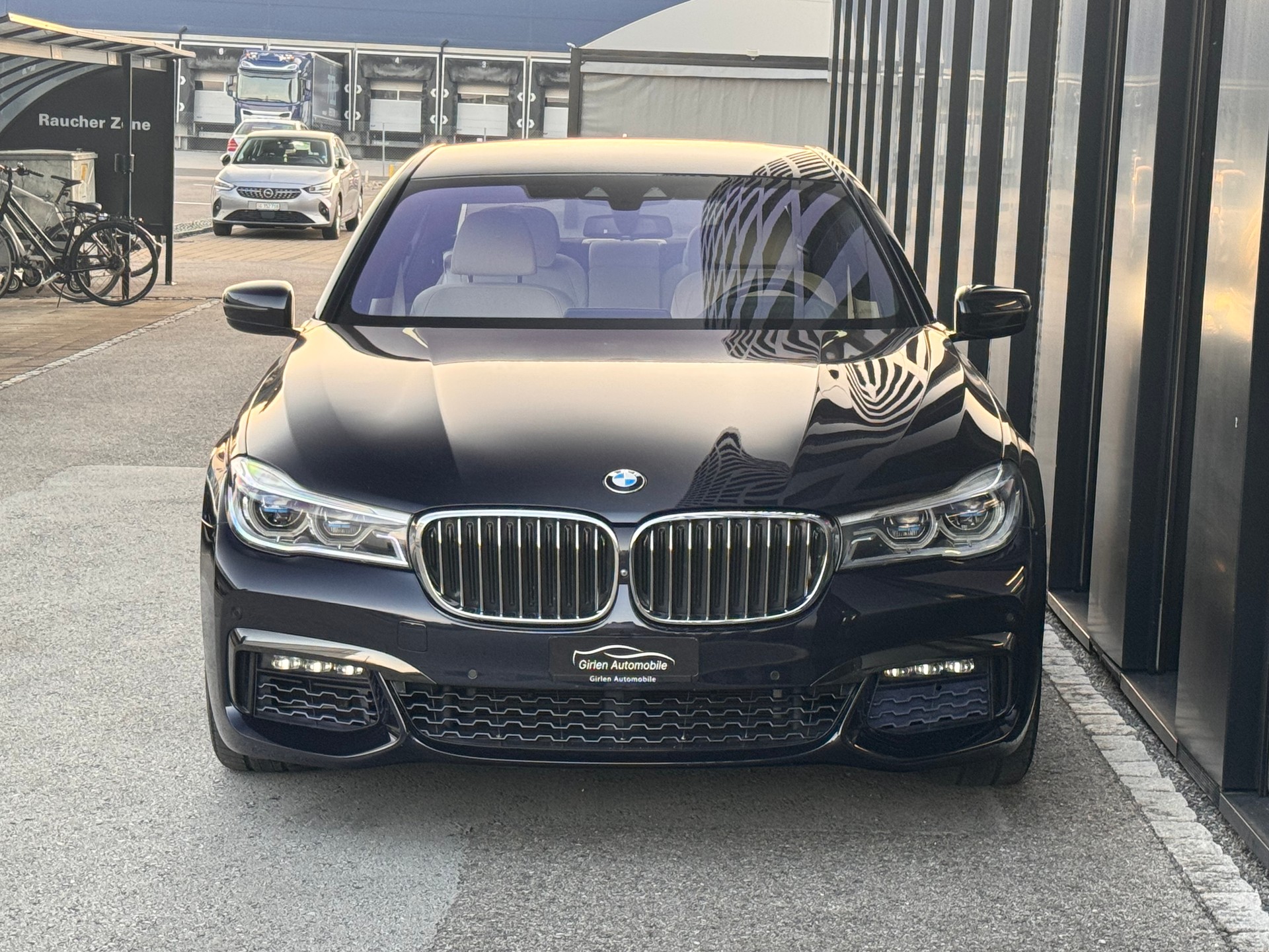 BMW 750i xDrive Steptronic-image-6