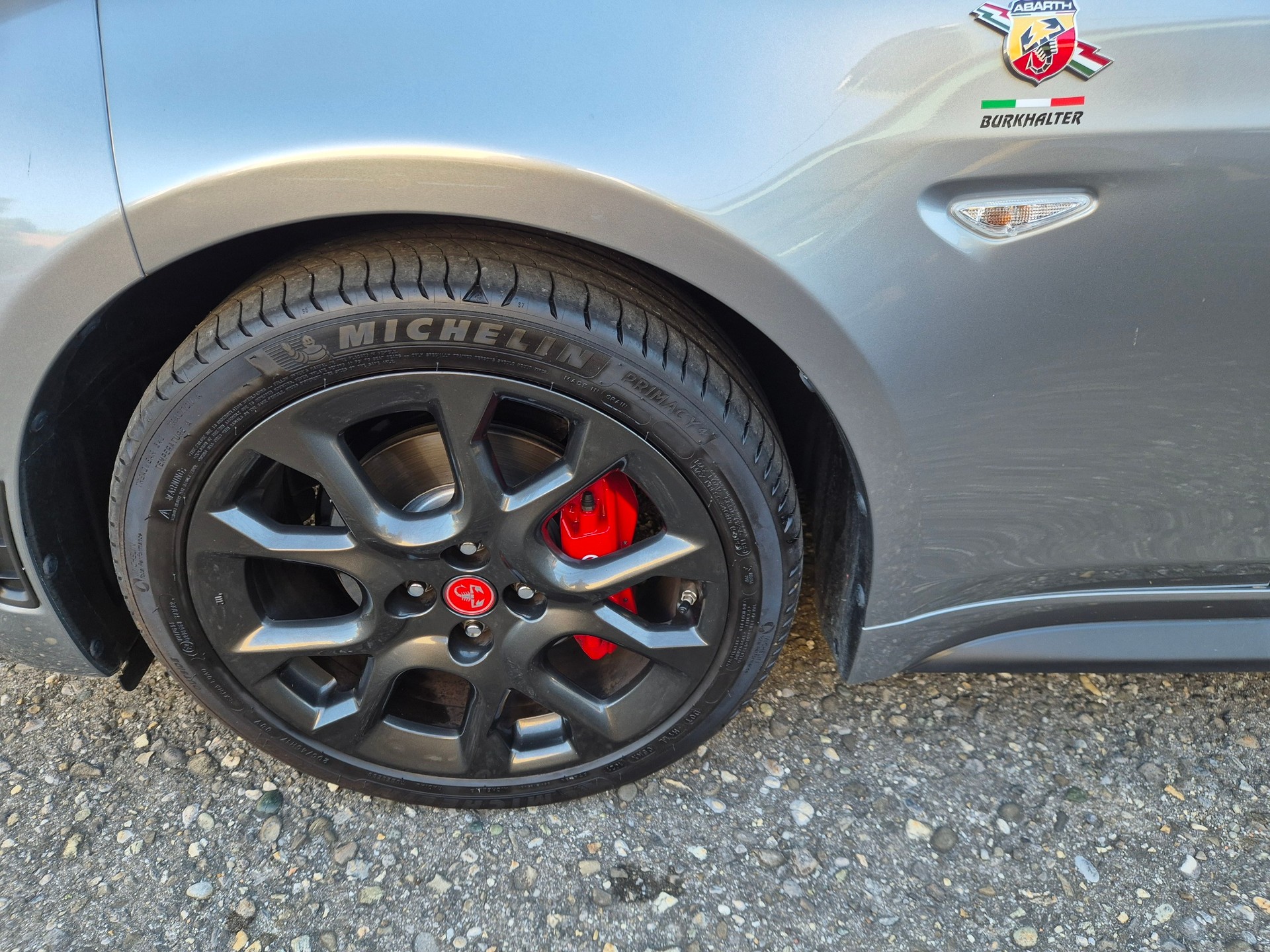 FIAT 124 Spider 1.4 TB Abarth Automatic-image-12