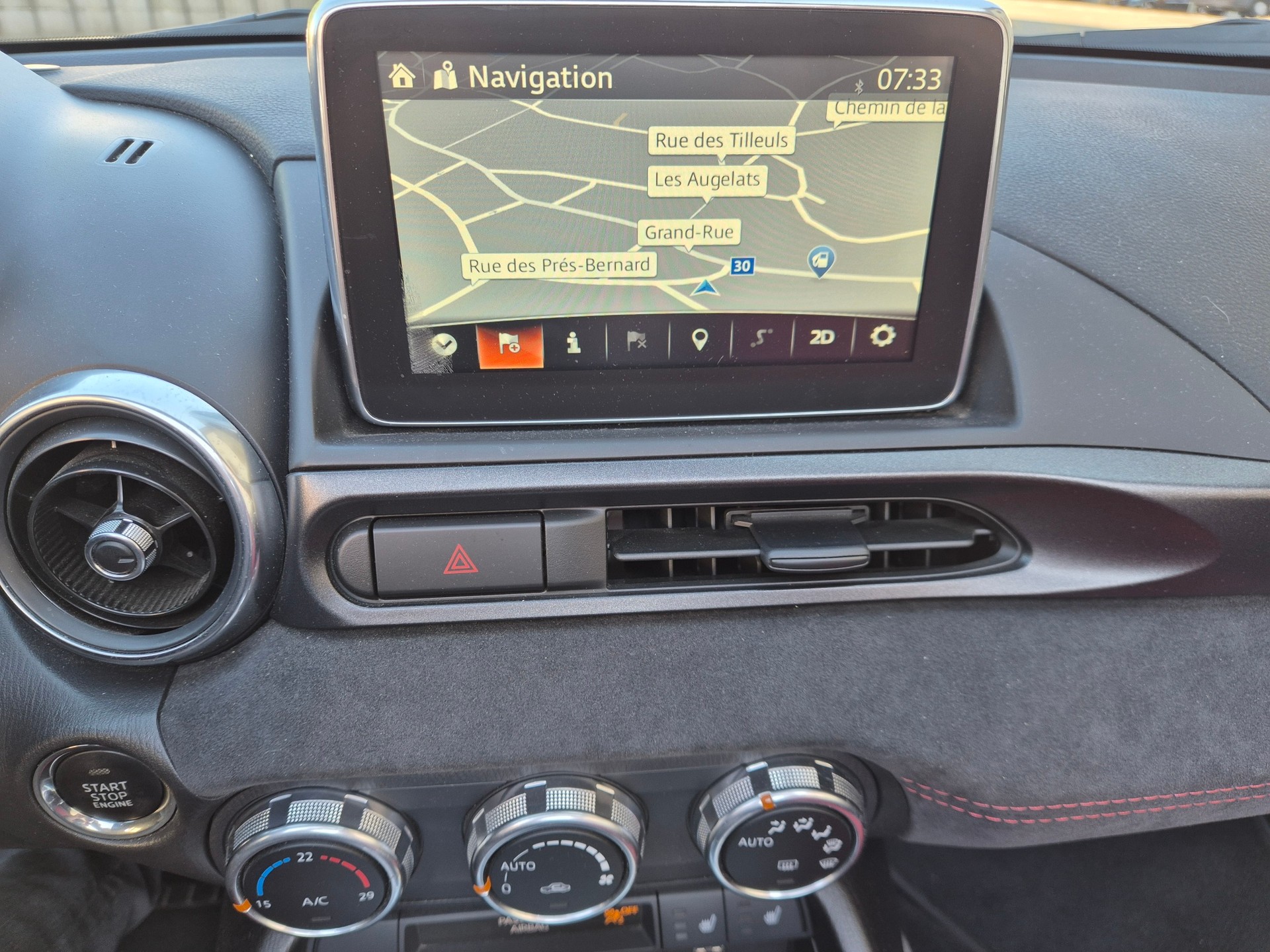 FIAT 124 Spider 1.4 TB Abarth Automatic-image-11