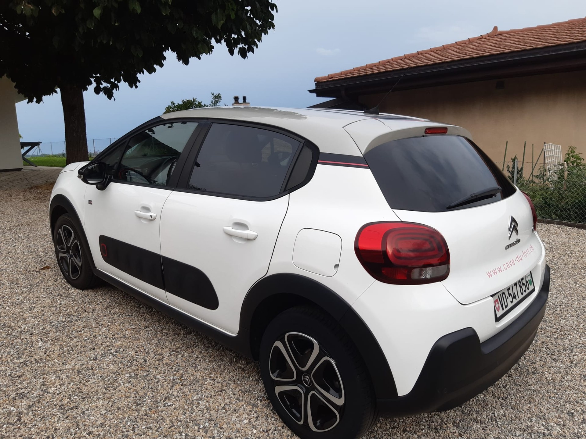 CITROEN 1.2 PureTech Elle-image-3
