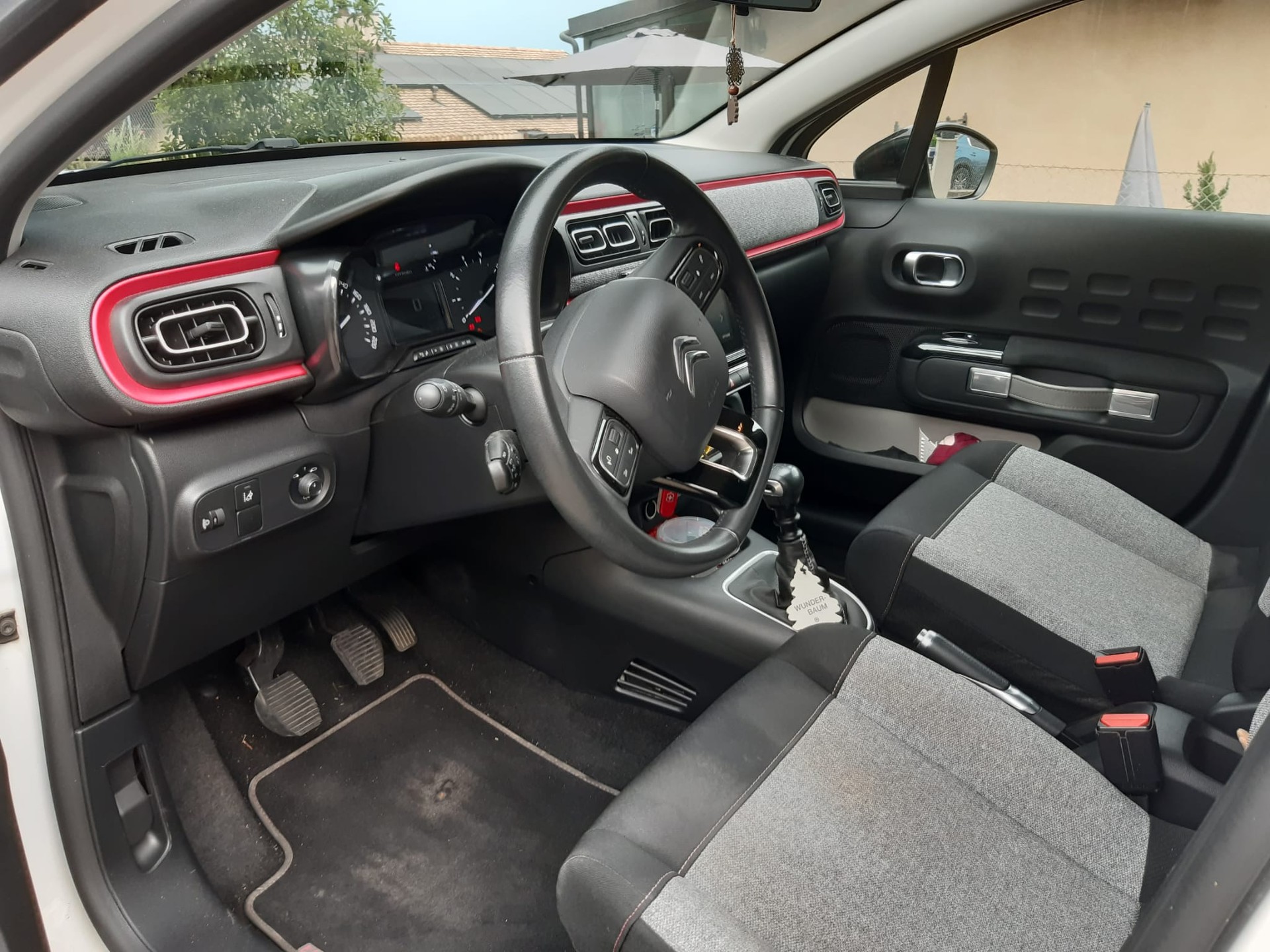 CITROEN 1.2 PureTech Elle-image-4