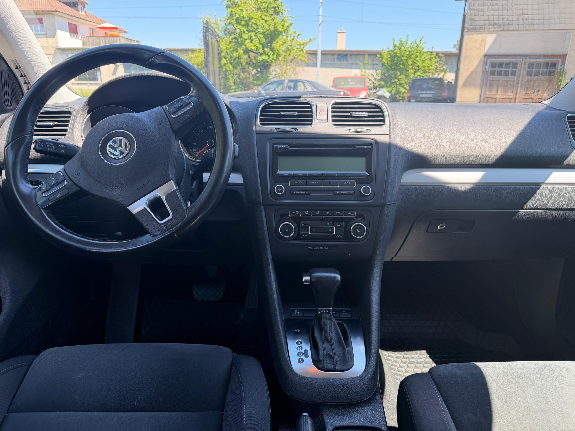 VW Golf 1.4 TSI Comfortline DSG-image-5