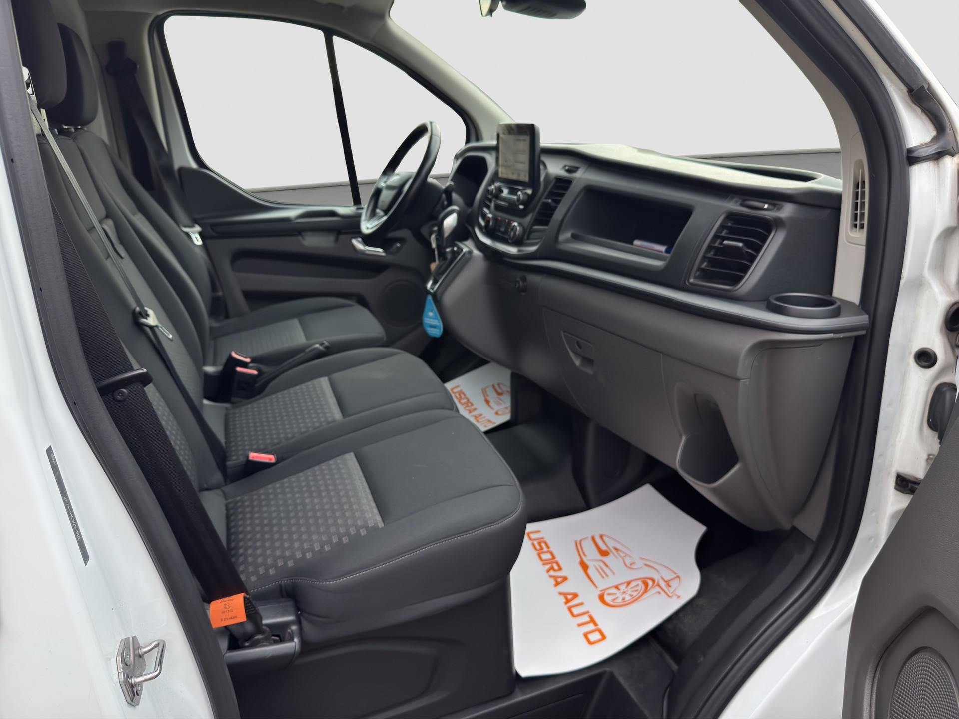 FORD TRANSIT CUSTOM-image-10
