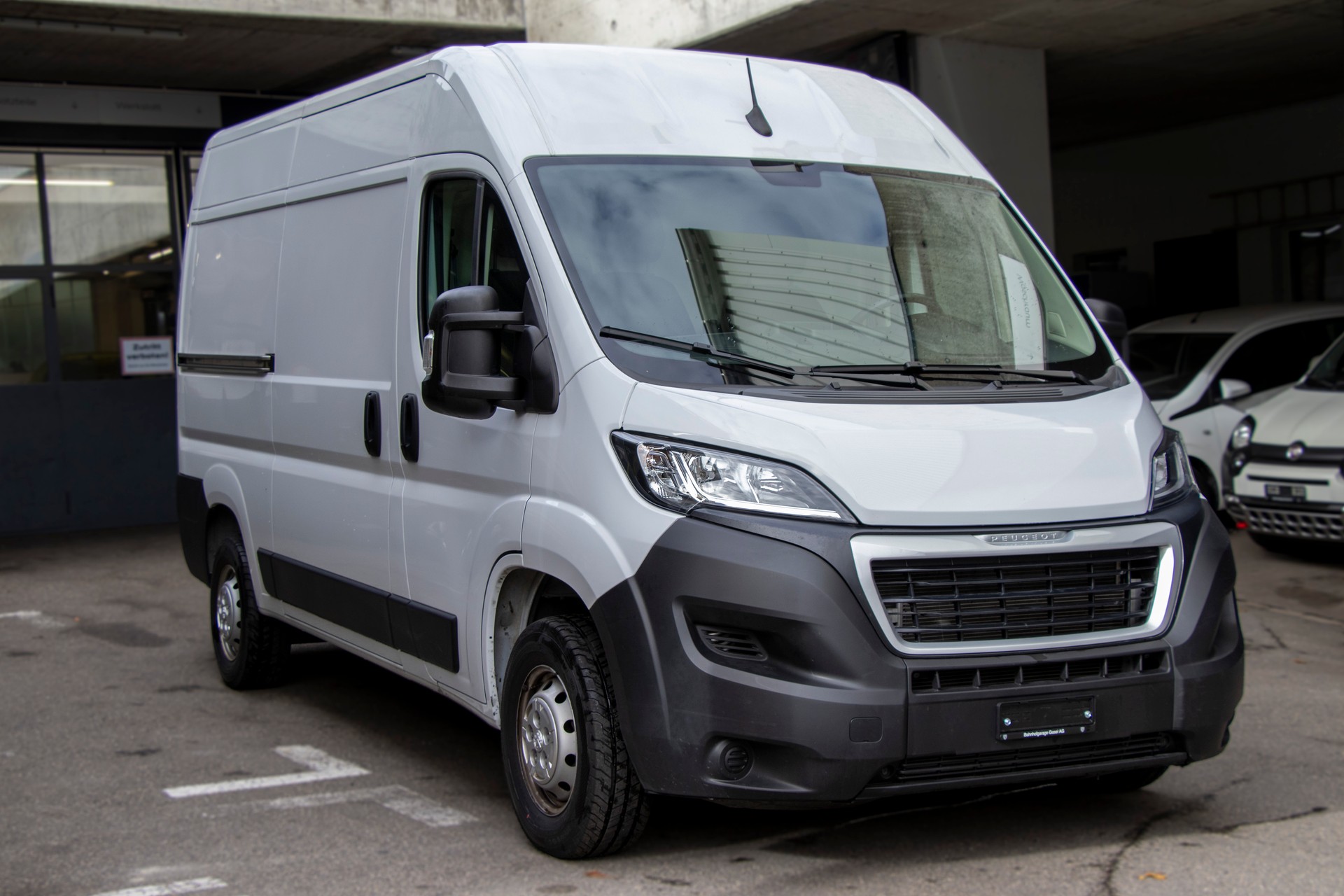 PEUGEOT Boxer 2.2 HDI 330 L2H2-image-3