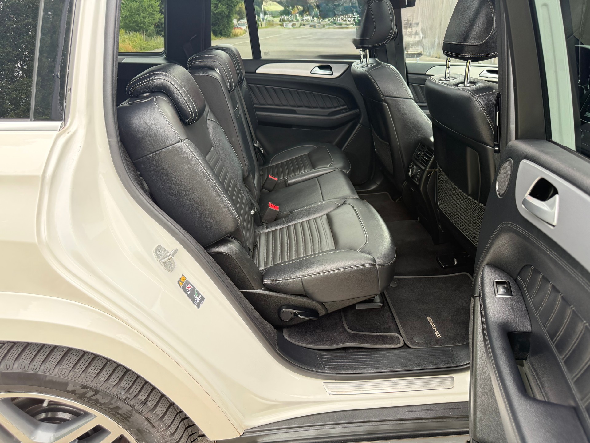 MERCEDES-BENZ GLS 350 d 4Matic 9G-TRONIC-image-16