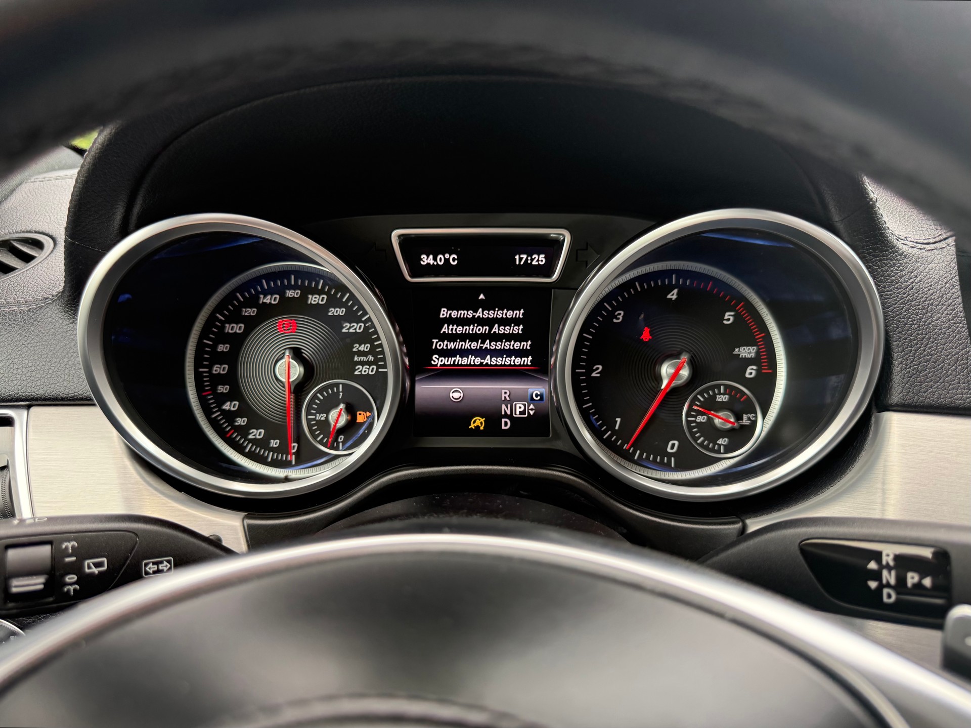 MERCEDES-BENZ GLS 350 d 4Matic 9G-TRONIC-image-10