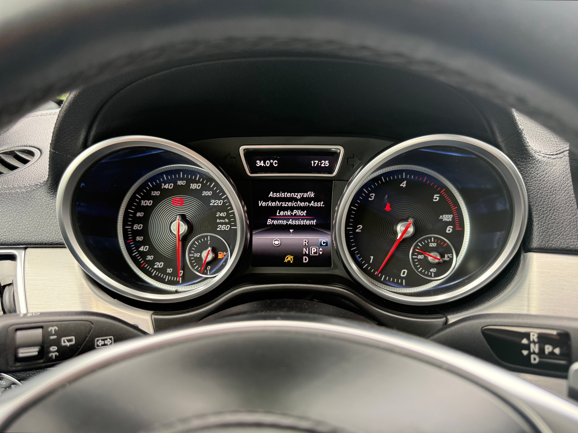 MERCEDES-BENZ GLS 350 d 4Matic 9G-TRONIC-image-8