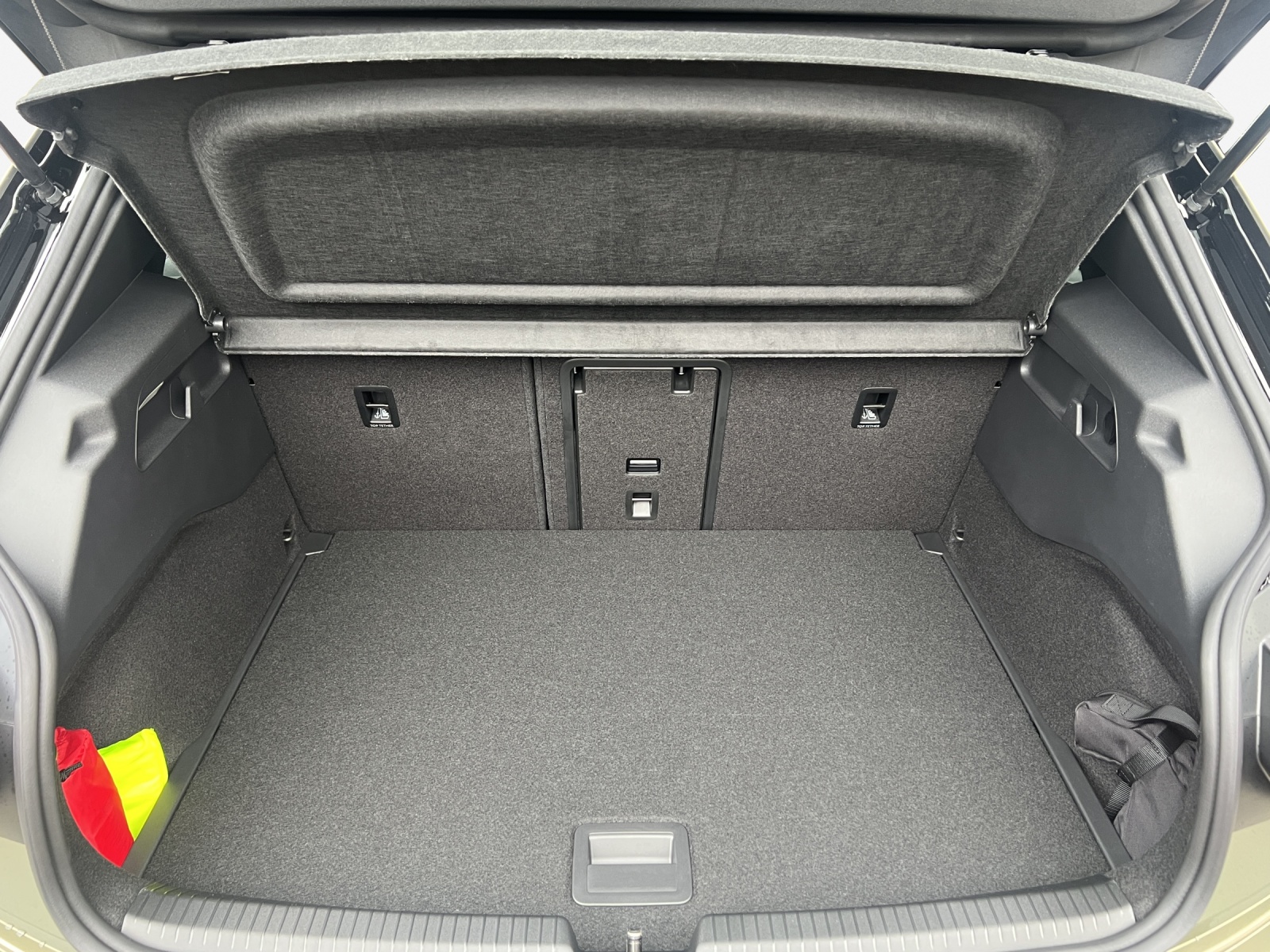 VW ID.3 Pro 59 kWh Pro United-image-12