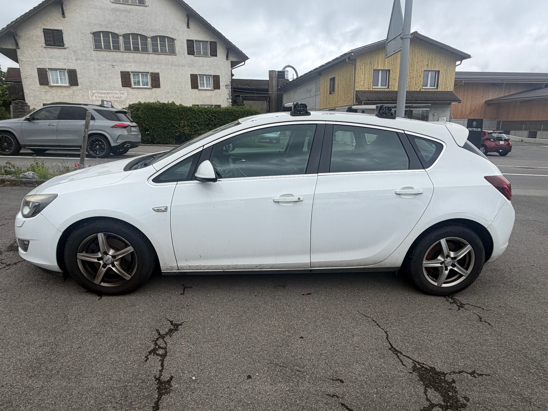 OPEL Astra 1.6i 16V Turbo Enjoy-image-1