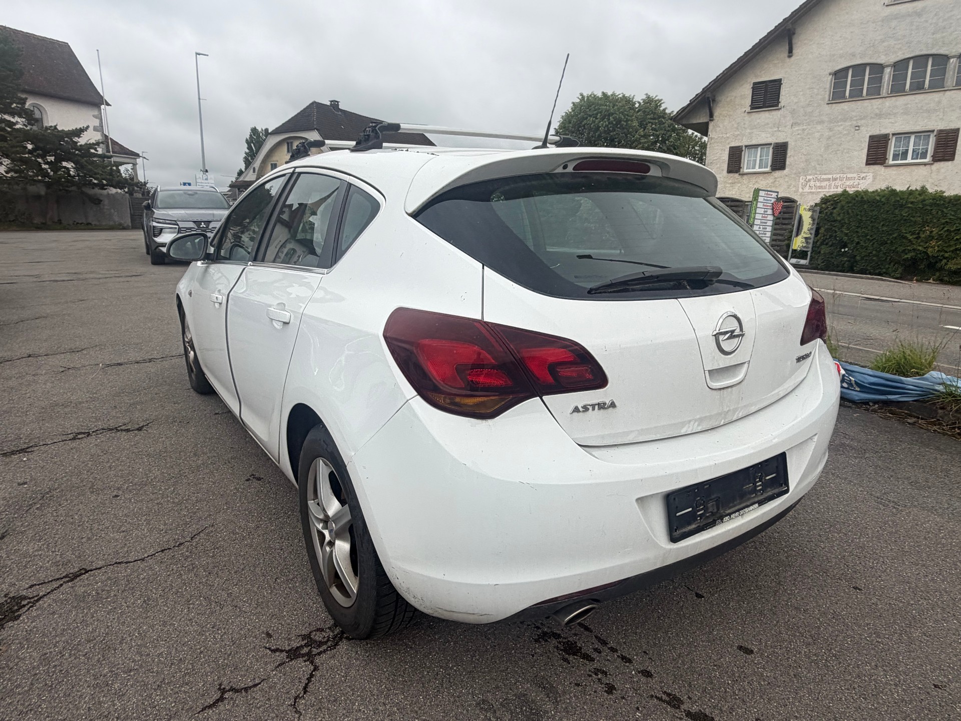 OPEL Astra 1.6i 16V Turbo Enjoy-image-6