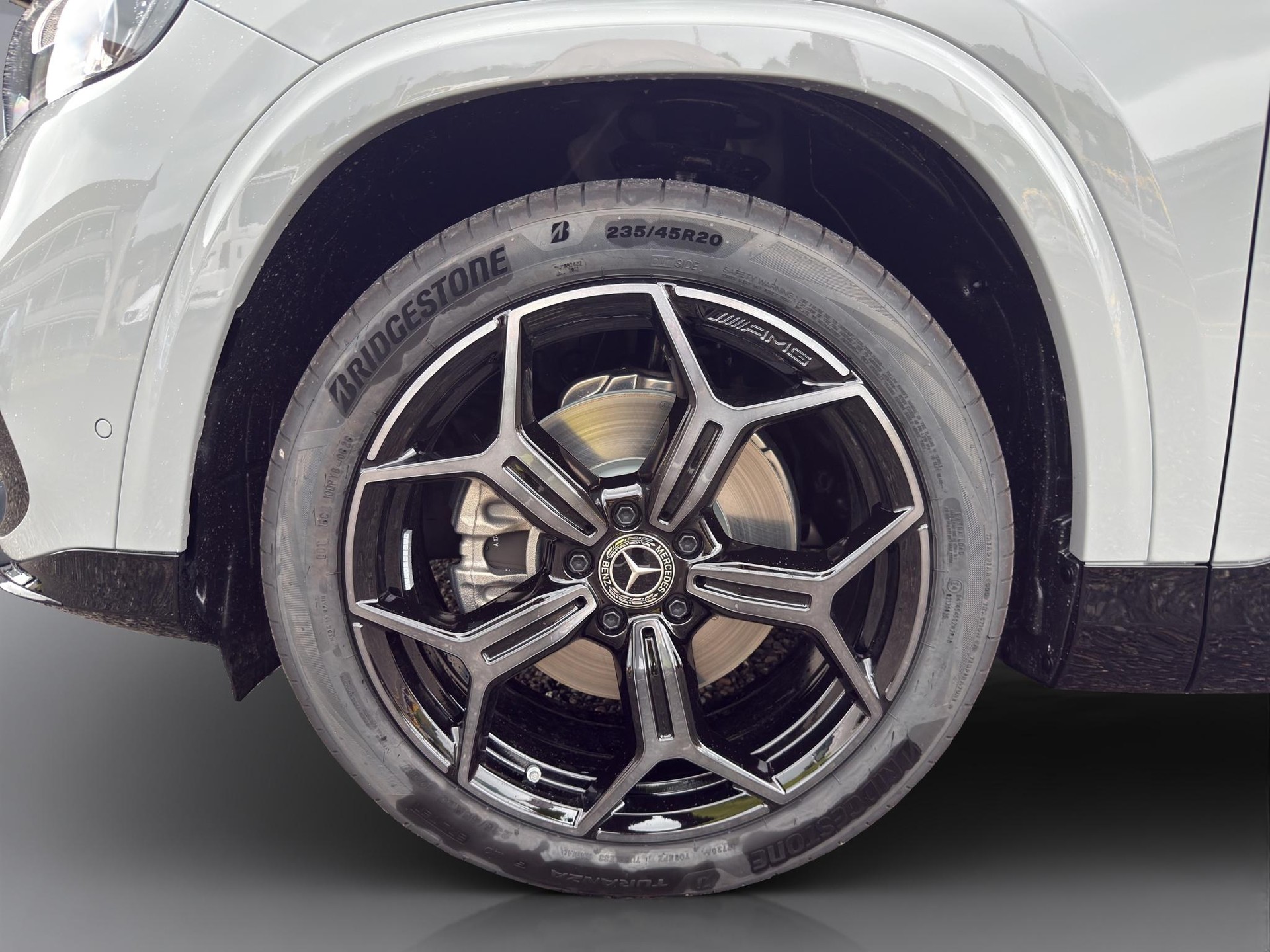 MERCEDES-BENZ GLB 220 4matic-image-19