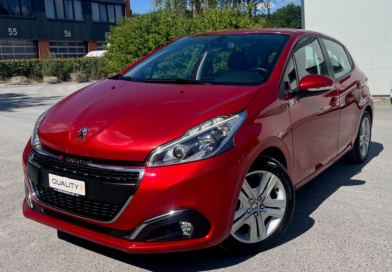 PEUGEOT 208 1.2 PureTech Signature-image-5