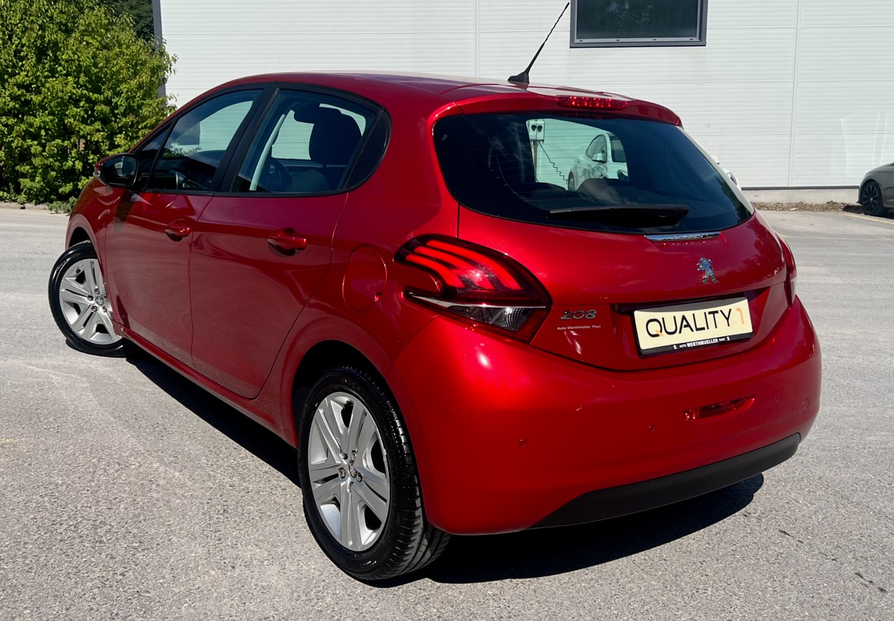 PEUGEOT 208 1.2 PureTech Signature-image-3