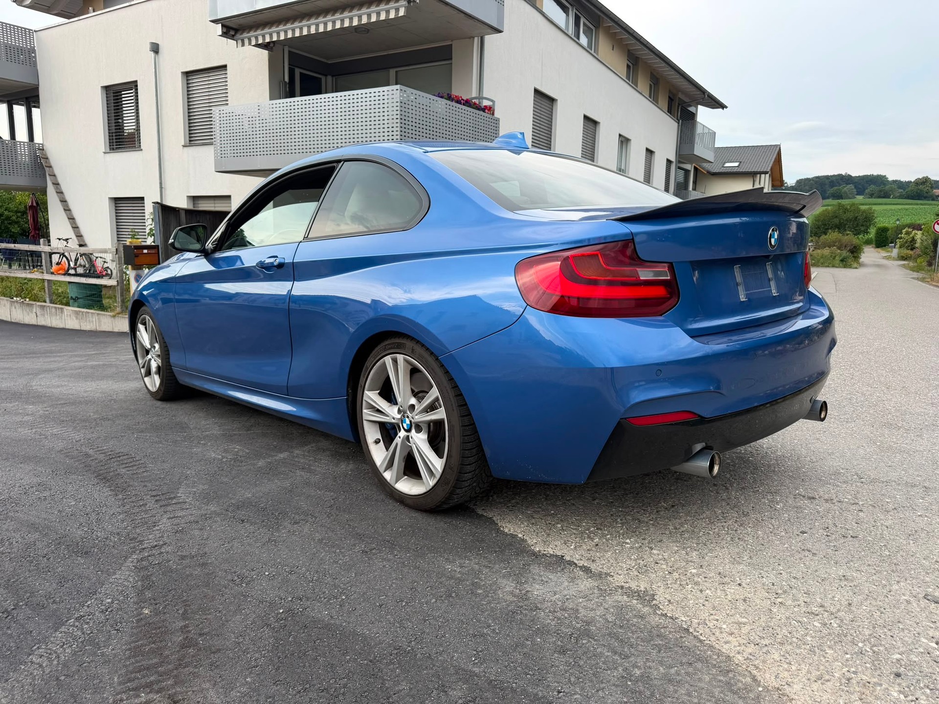 BMW M235i Steptronic-image-11