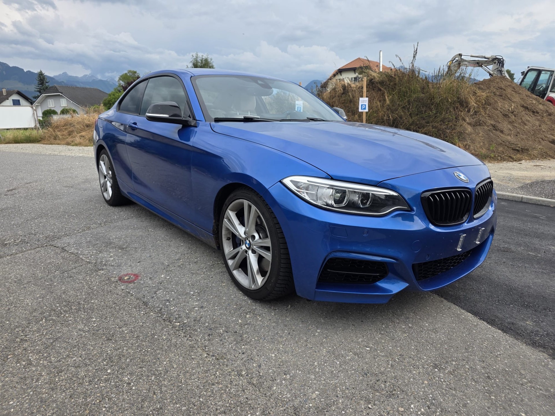 BMW M235i Steptronic-image-2