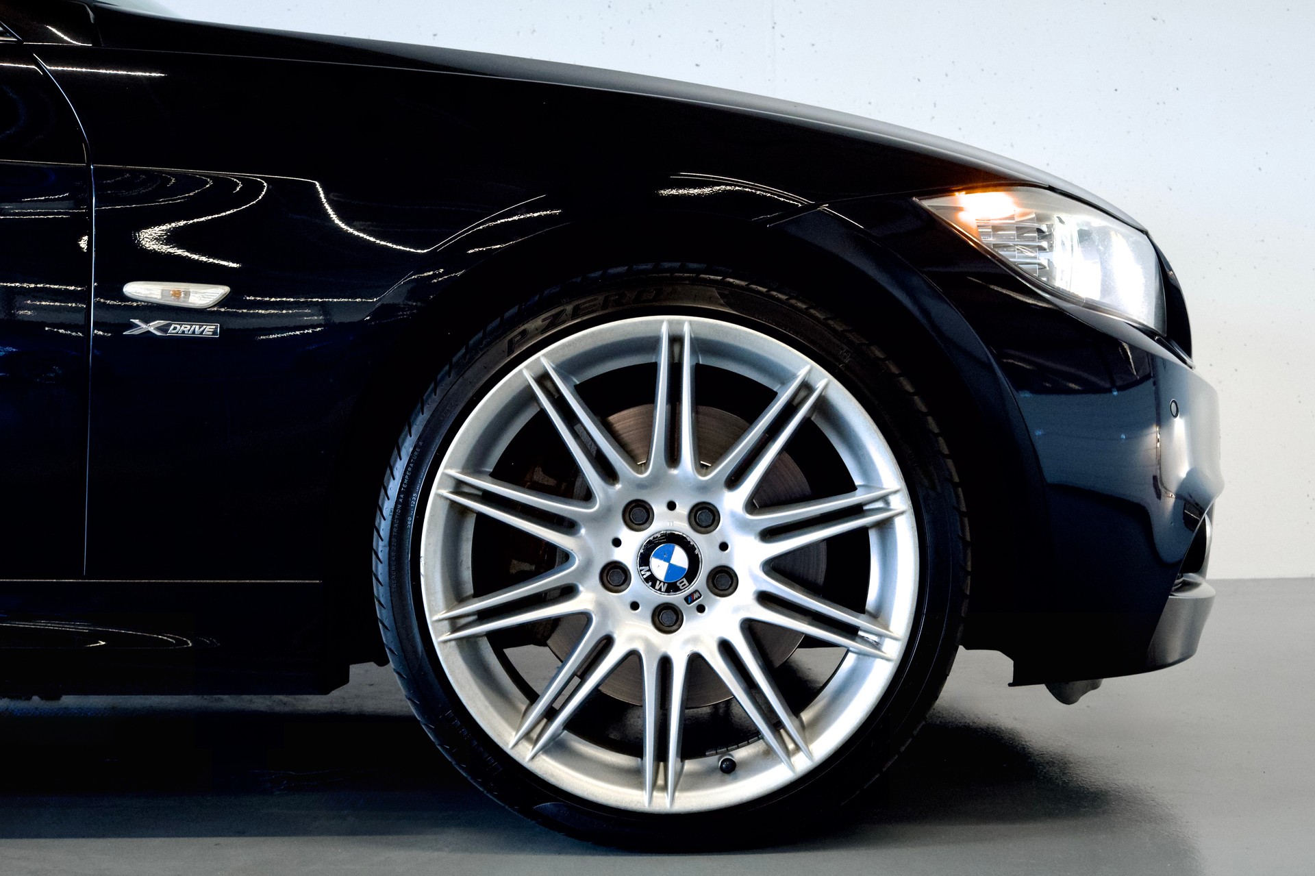 BMW 335i xDrive Touring | AUTOMATIK | ALLRAD | HARTGE AUSPUFFANLAGE | DISTANZSCHEIBEN EINGETRAGEN-image-5
