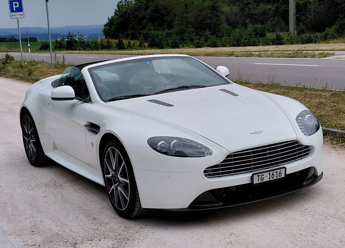 ASTON MARTIN Vantage S R-image-3