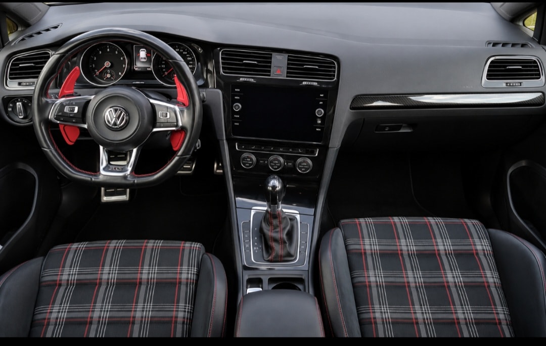 VW Golf 2.0 TSI GTI DSG 220 PS Special ausführung-image-10