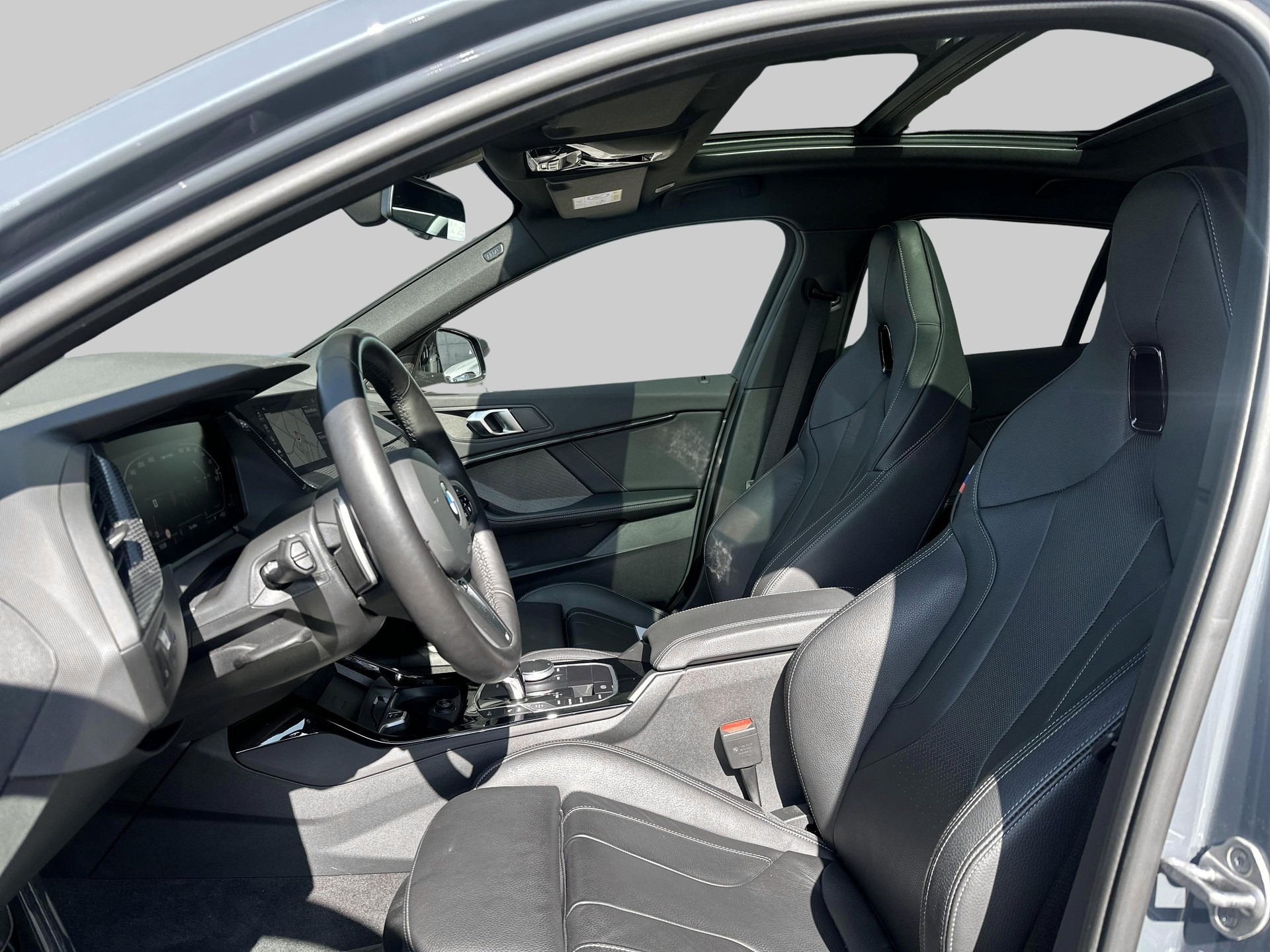 BMW M135i xDrive-image-7