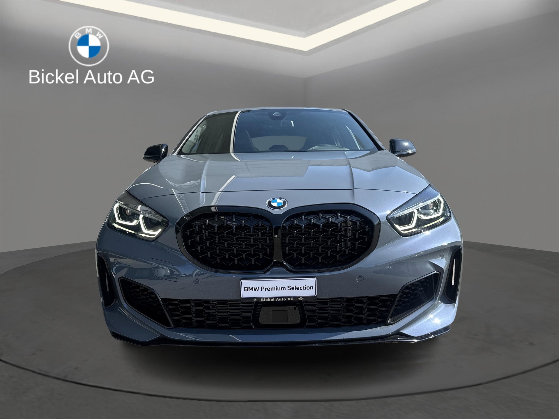 BMW M135i xDrive-image-3