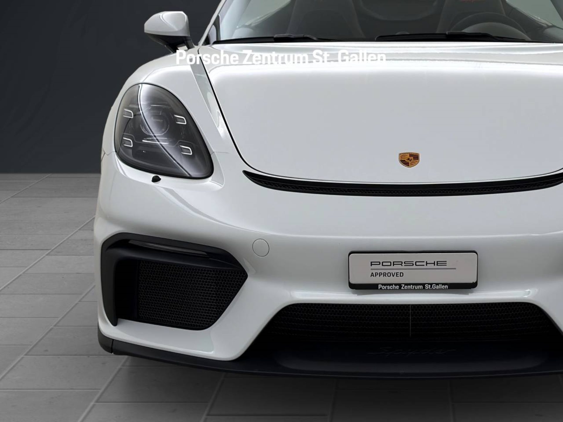 PORSCHE 718 Spyder-image-8