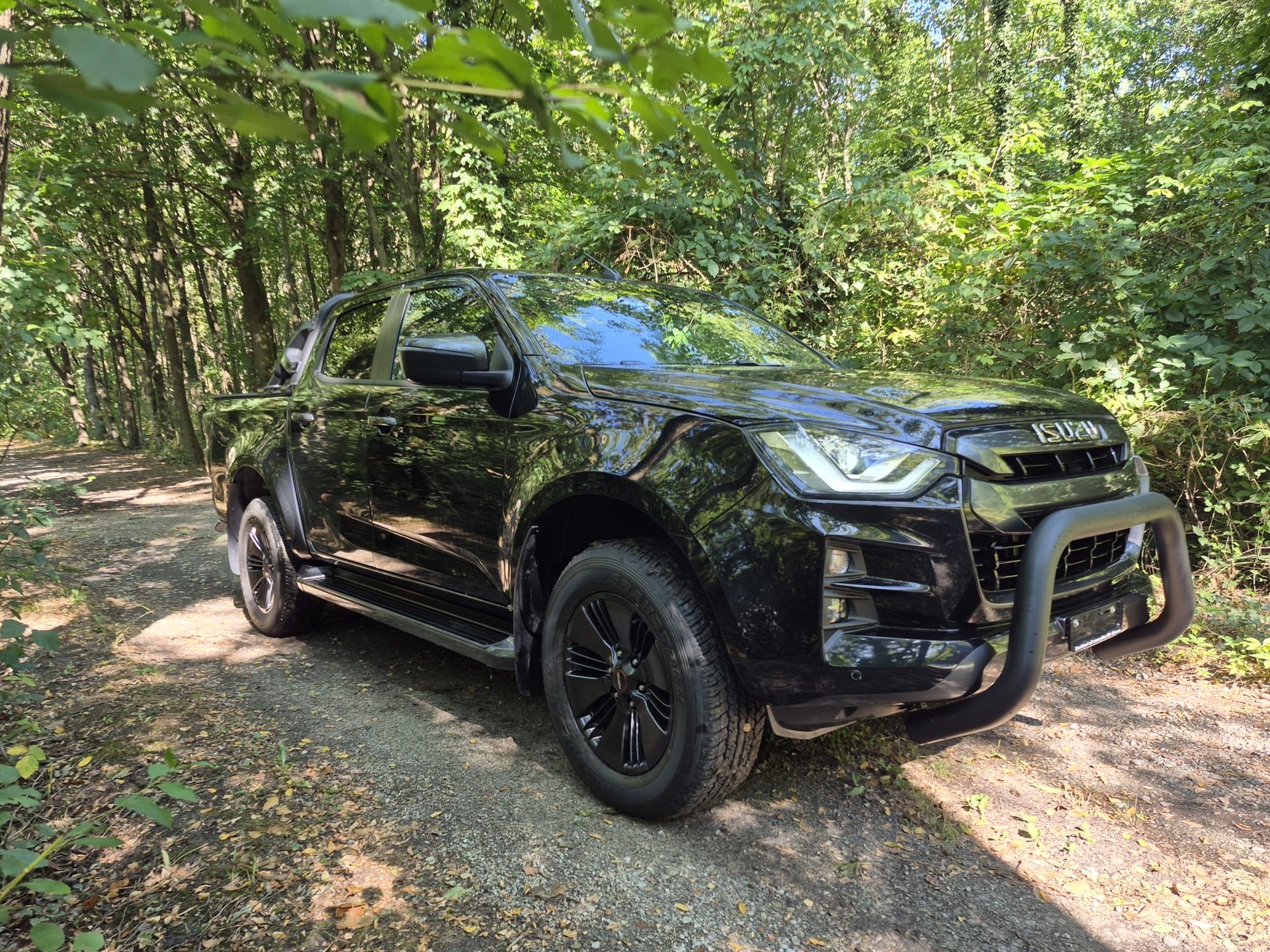 ISUZU D-MAX 1.9 SpaceCab N60FF 4x4 AT-image-15