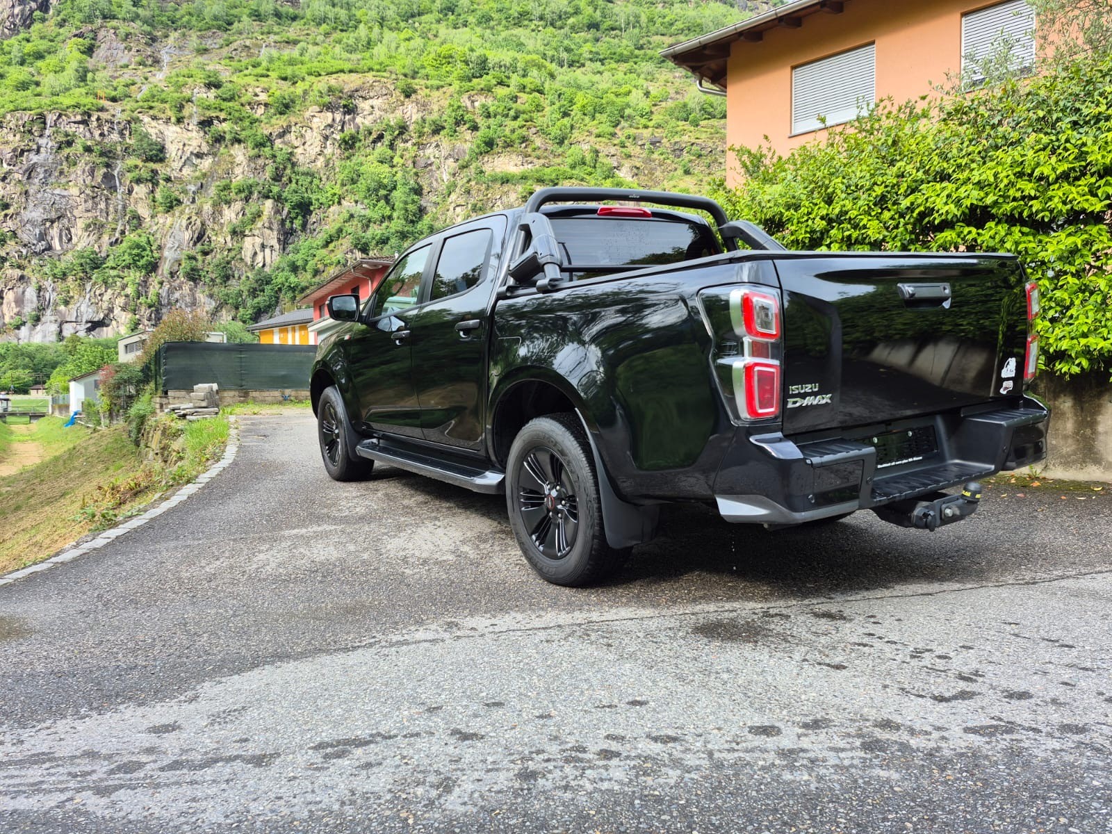 ISUZU D-MAX 1.9 SpaceCab N60FF 4x4 AT-image-6
