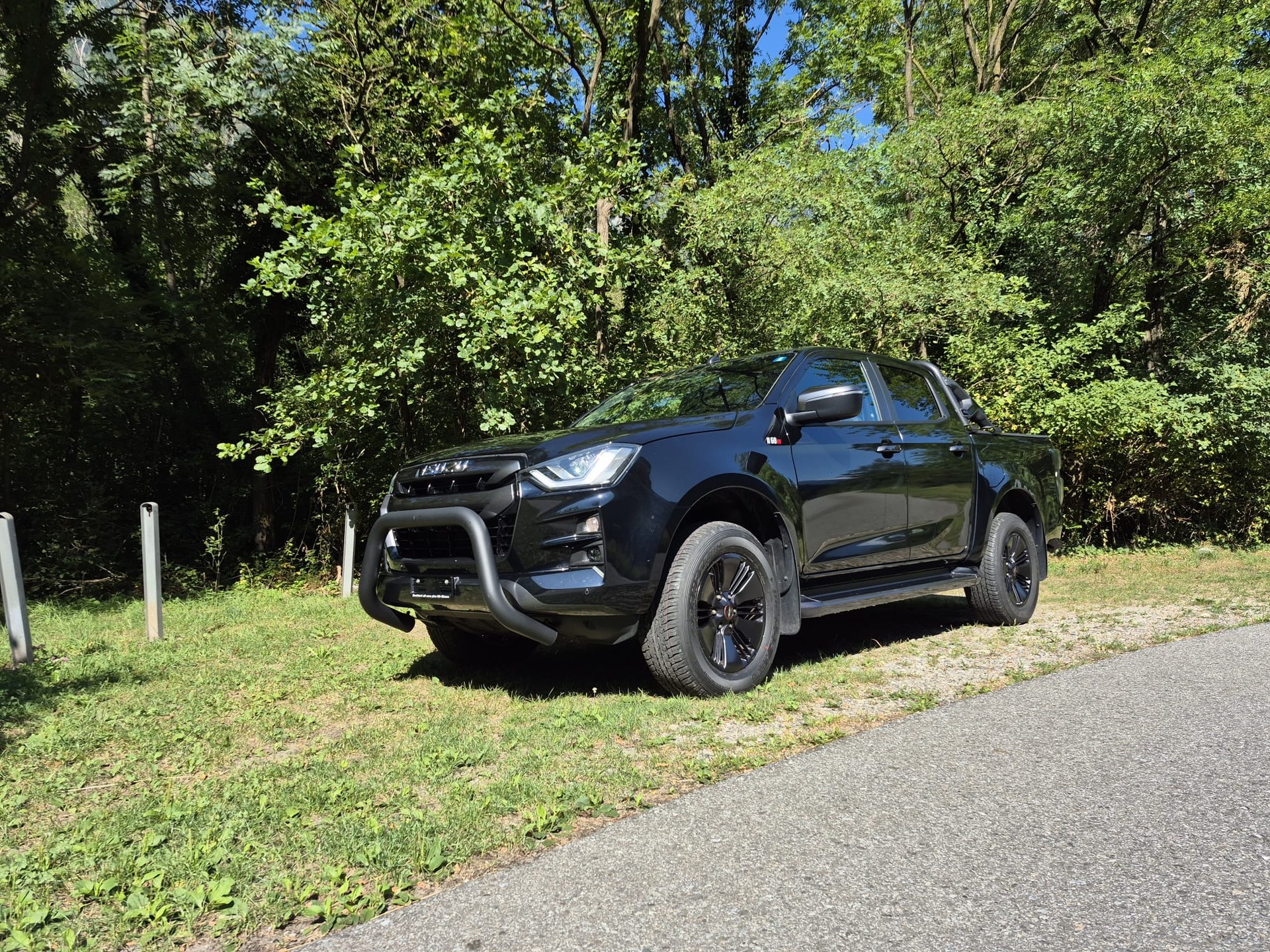 ISUZU D-MAX 1.9 SpaceCab N60FF 4x4 AT-image-10
