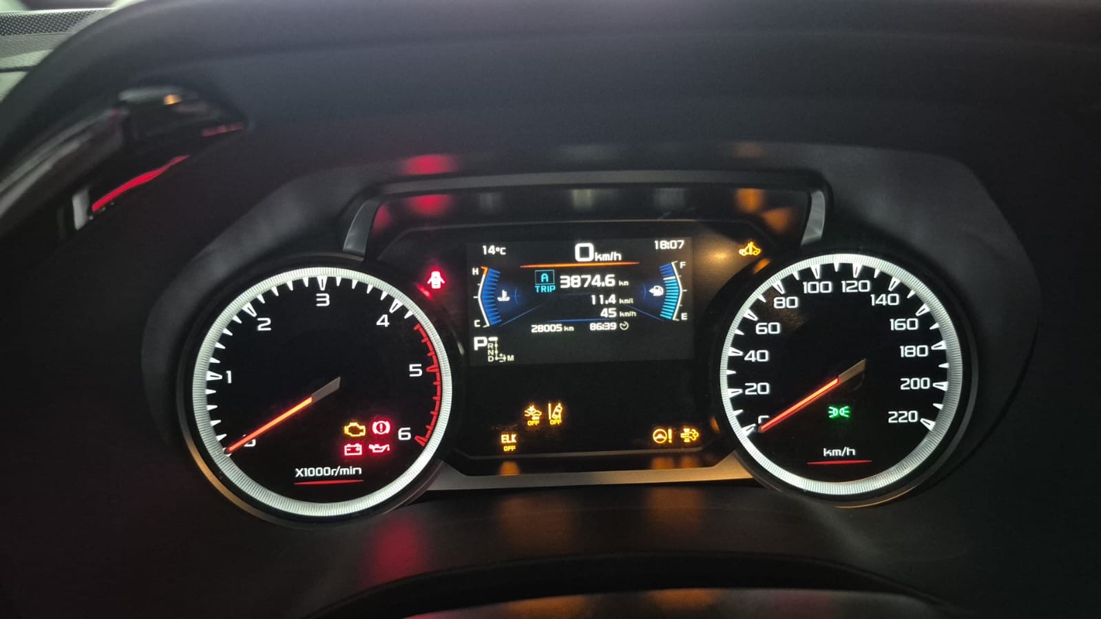 ISUZU D-MAX 1.9 SpaceCab N60FF 4x4 AT-image-11