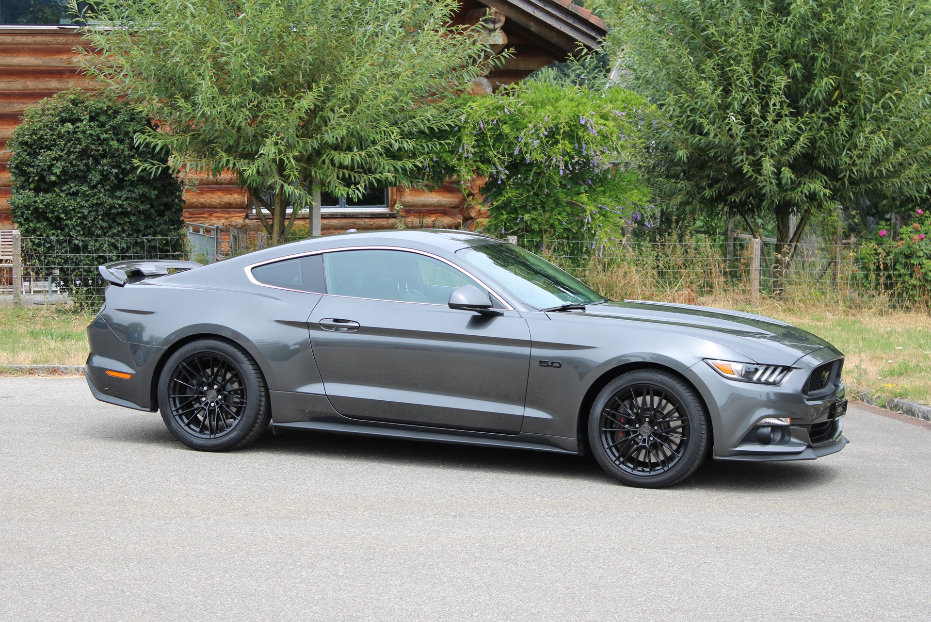 FORD Mustang Fastback 5.0 V8 GT-image-2