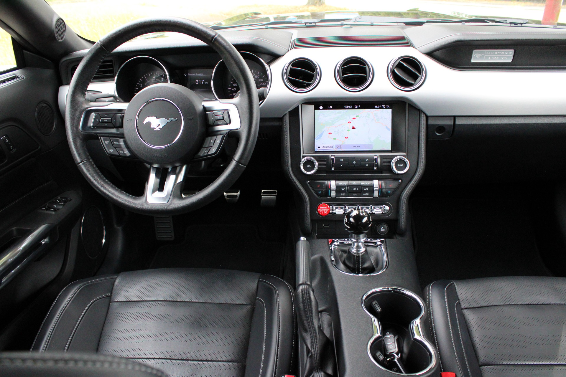 FORD Mustang Fastback 5.0 V8 GT-image-11