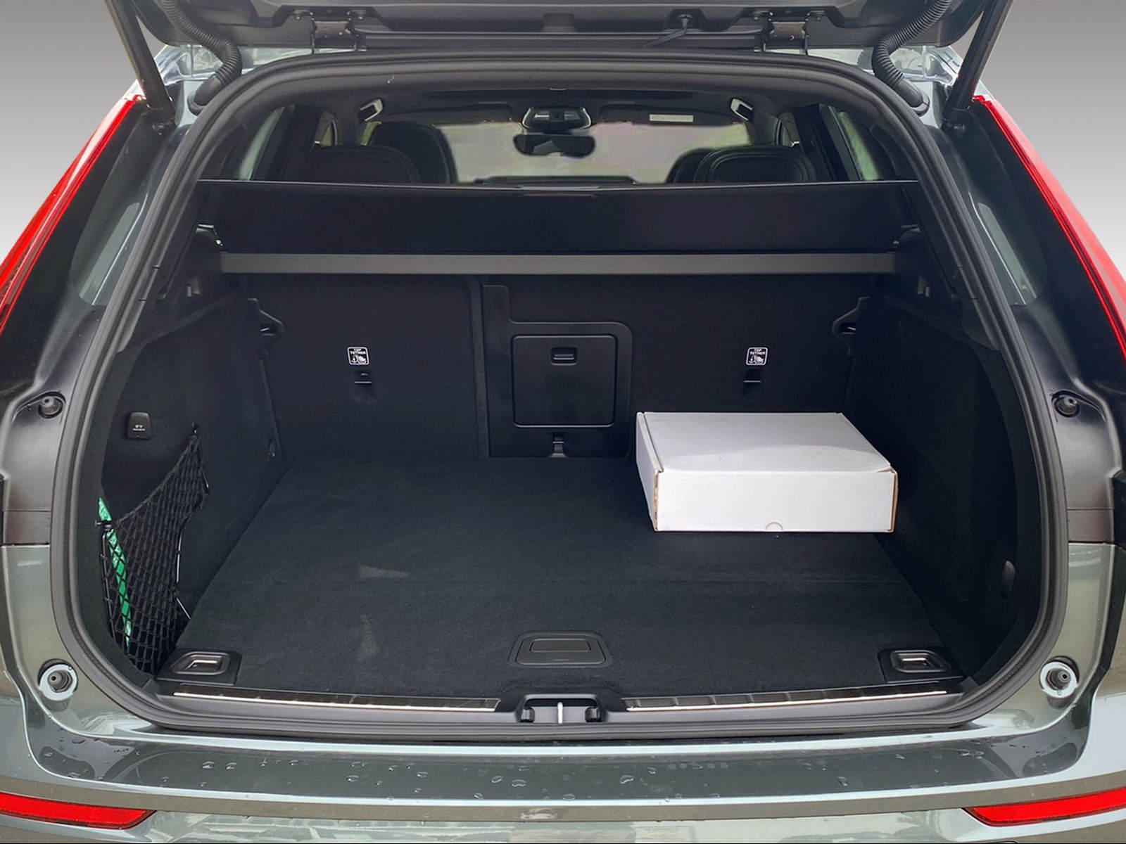 VOLVO XC60 2.0 T8 TE Ultra Dark eAWD-image-14