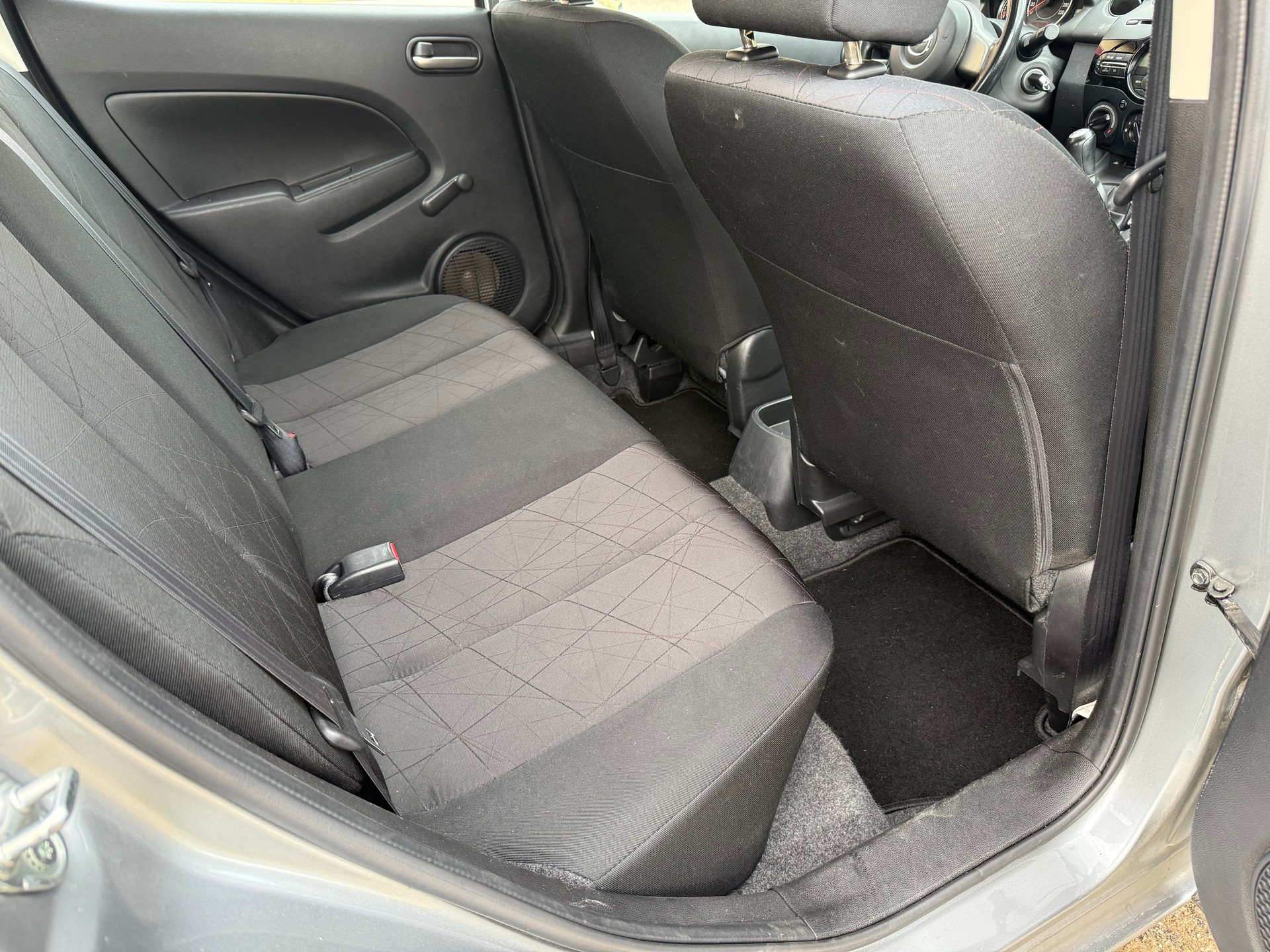 MAZDA 2 1.3i 16V Exclusive-image-9