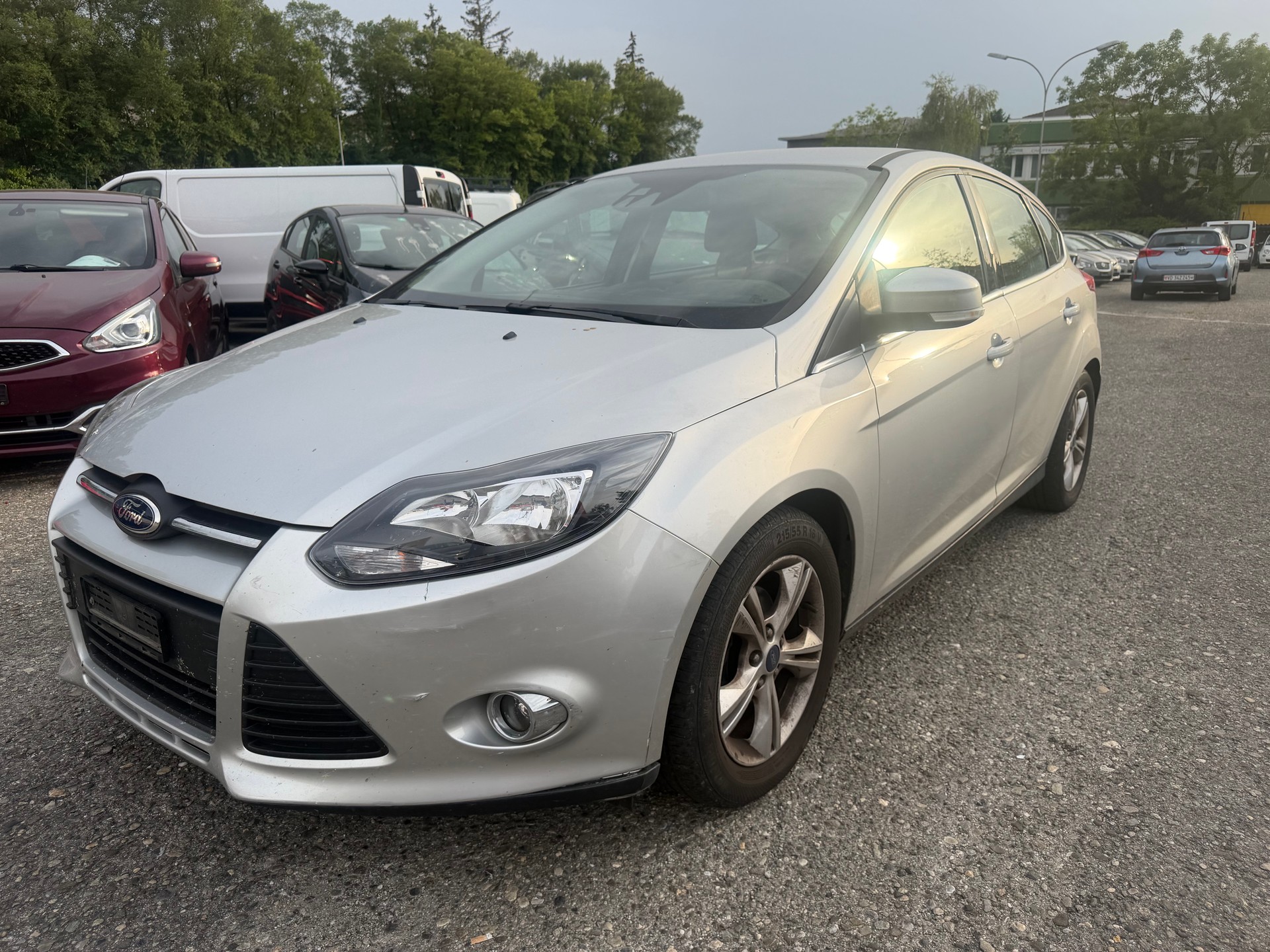 FORD Focus 1.0 SCTi Titanium-image-0
