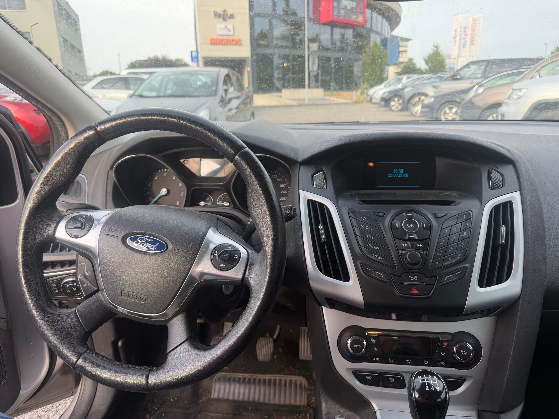FORD Focus 1.0 SCTi Titanium-image-9