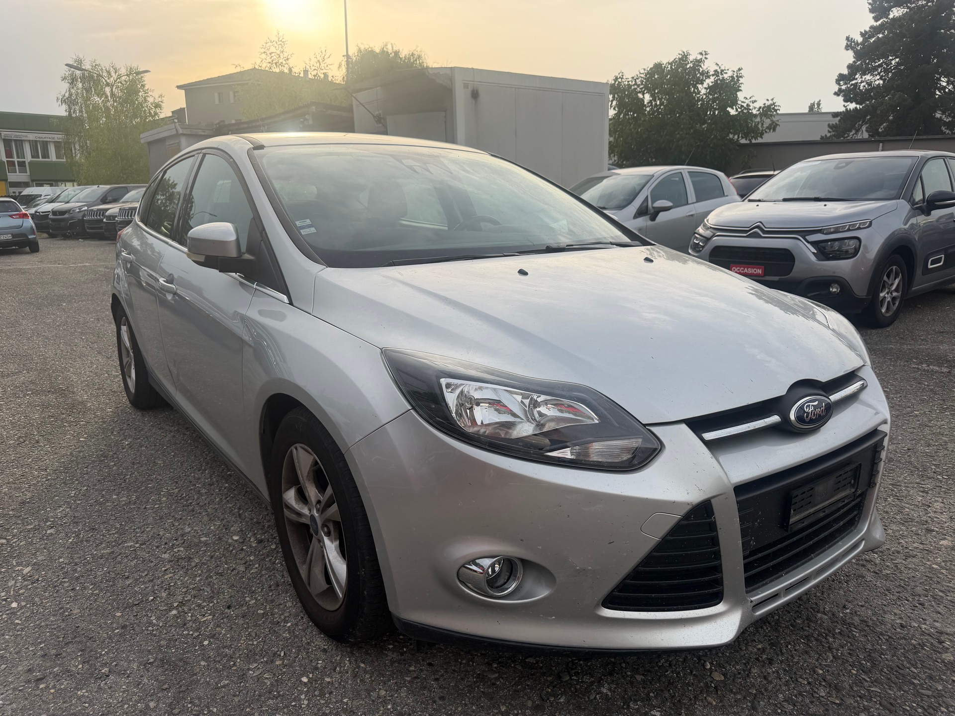 FORD Focus 1.0 SCTi Titanium-image-1