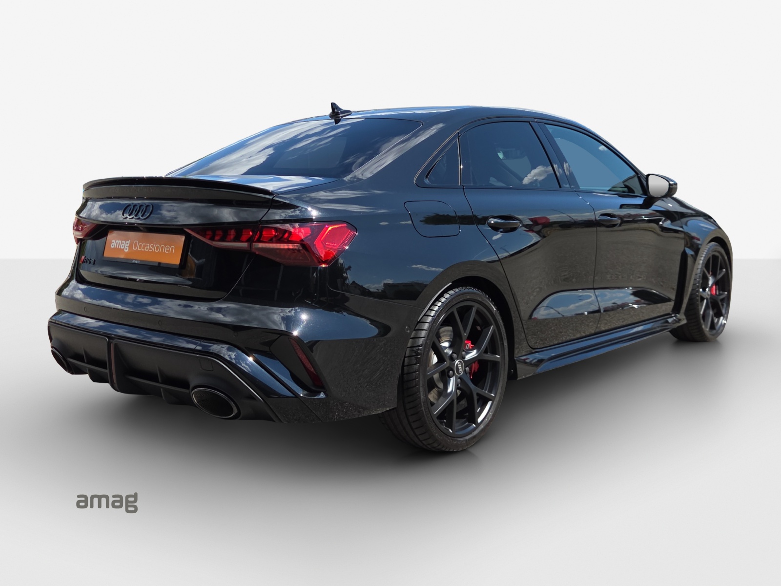 AUDI RS3 Limousine 2.5 TSI quattro S-tronic-image-4