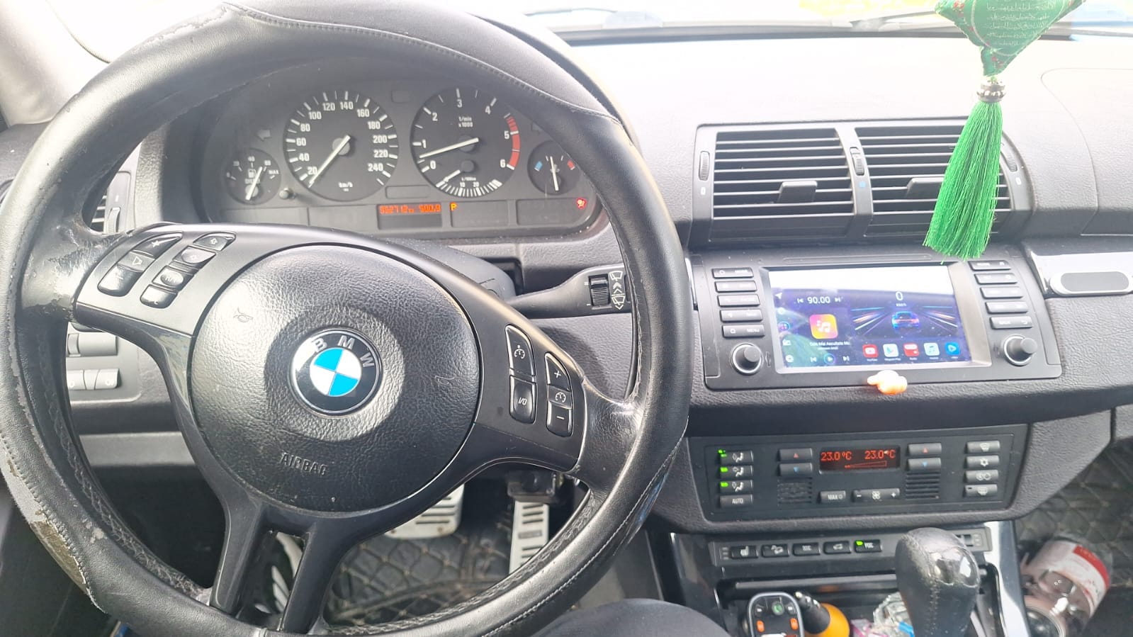 BMW X5 3.0d-image-10