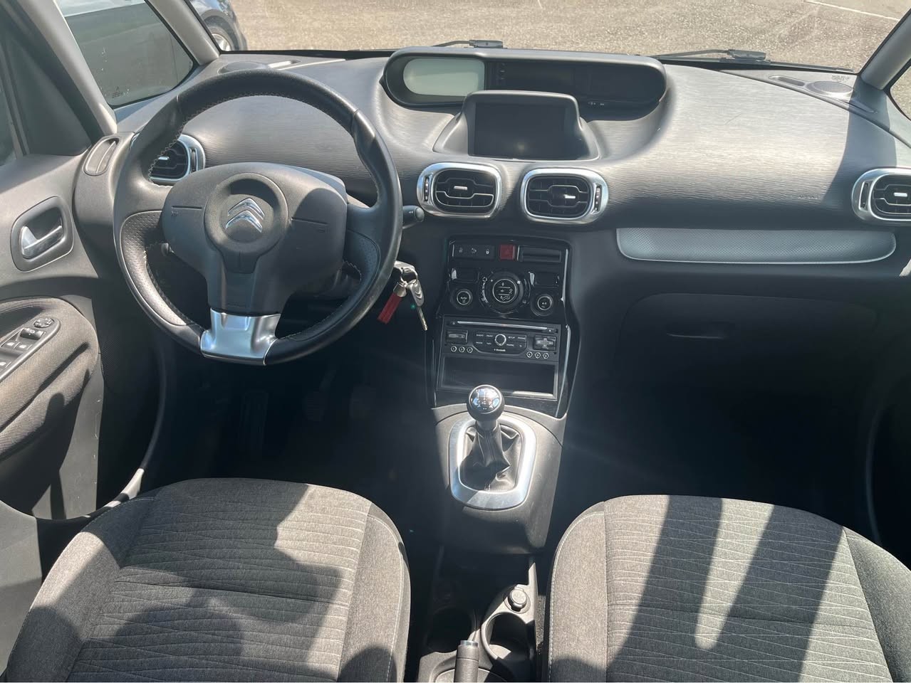CITROEN C3 Picasso 1.2 Pure Tech Feel Edition-image-7