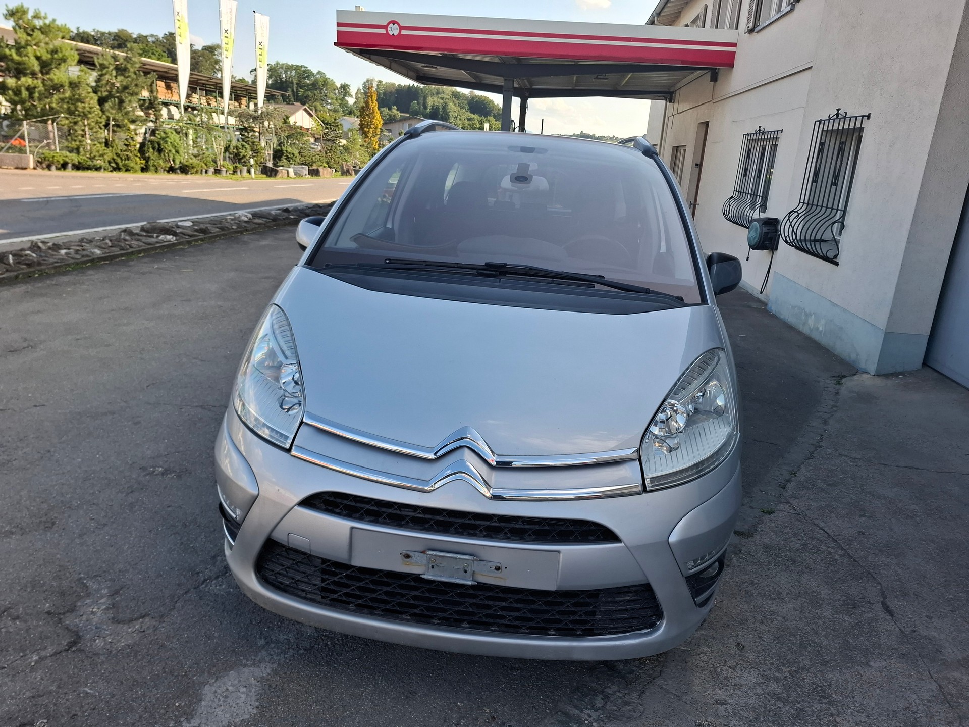 CITROEN Grand C4 Picasso 1.6i 16V Attraction-image-2