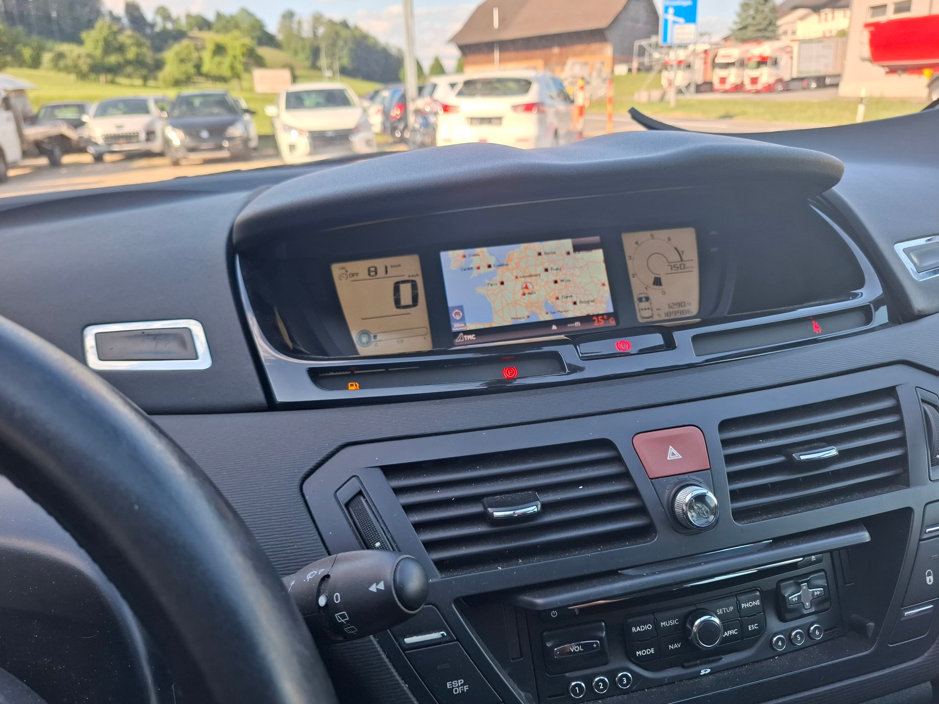 CITROEN Grand C4 Picasso 1.6i 16V Attraction-image-9