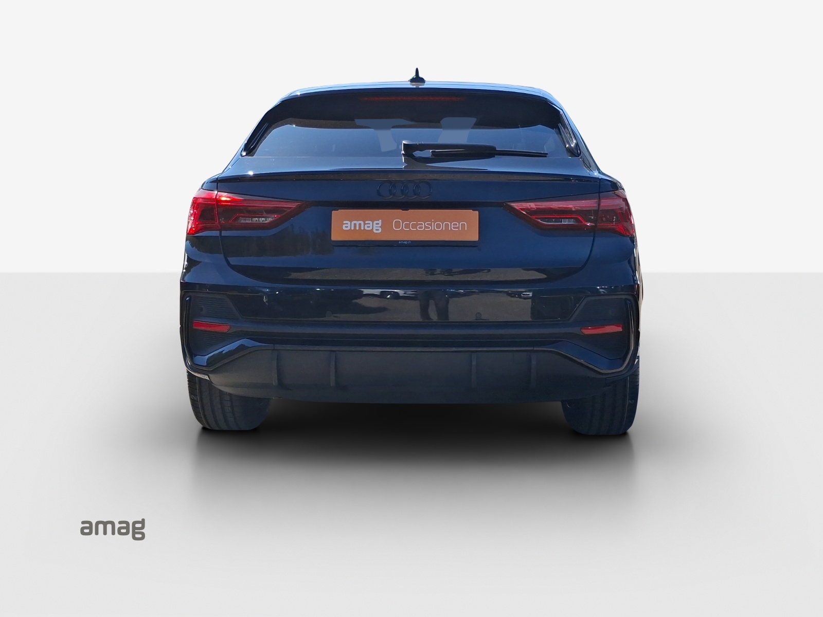 AUDI Q3 Sportback 35 TFSI S line Attraction S-tronic-image-3