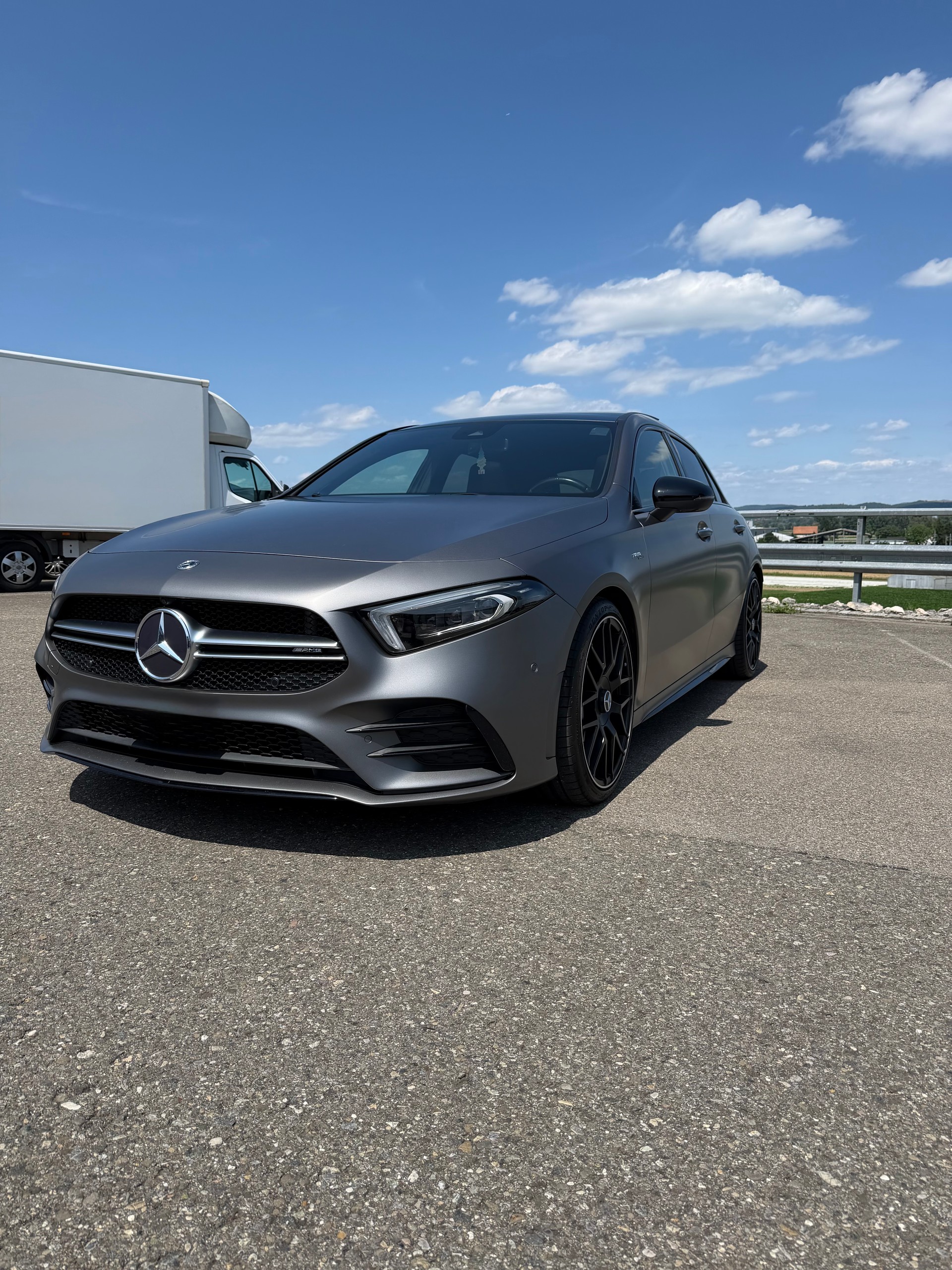 MERCEDES-BENZ A 35 AMG 4matic-image-0
