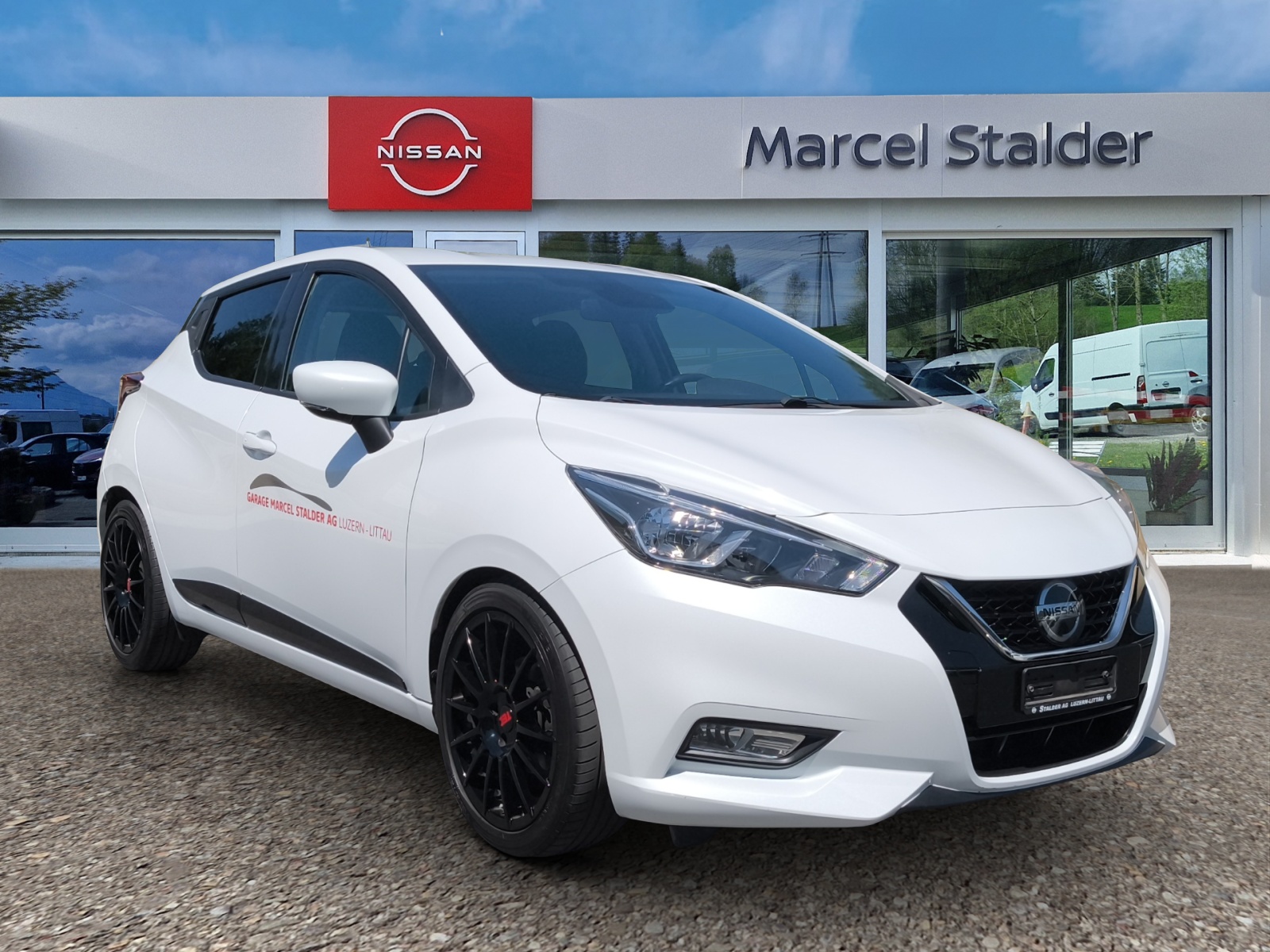 NISSAN Micra IG-T 100 n-connecta Xtronic-image-6