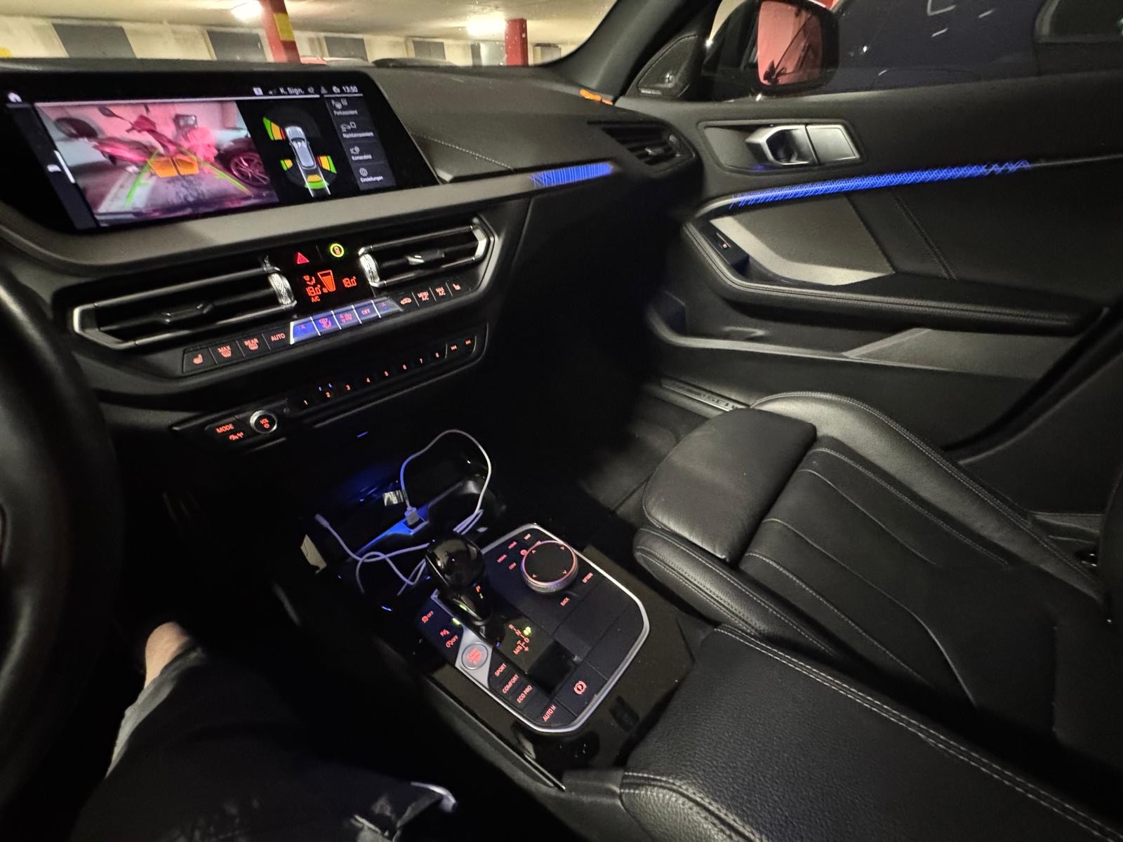 BMW M135i xDrive-image-4