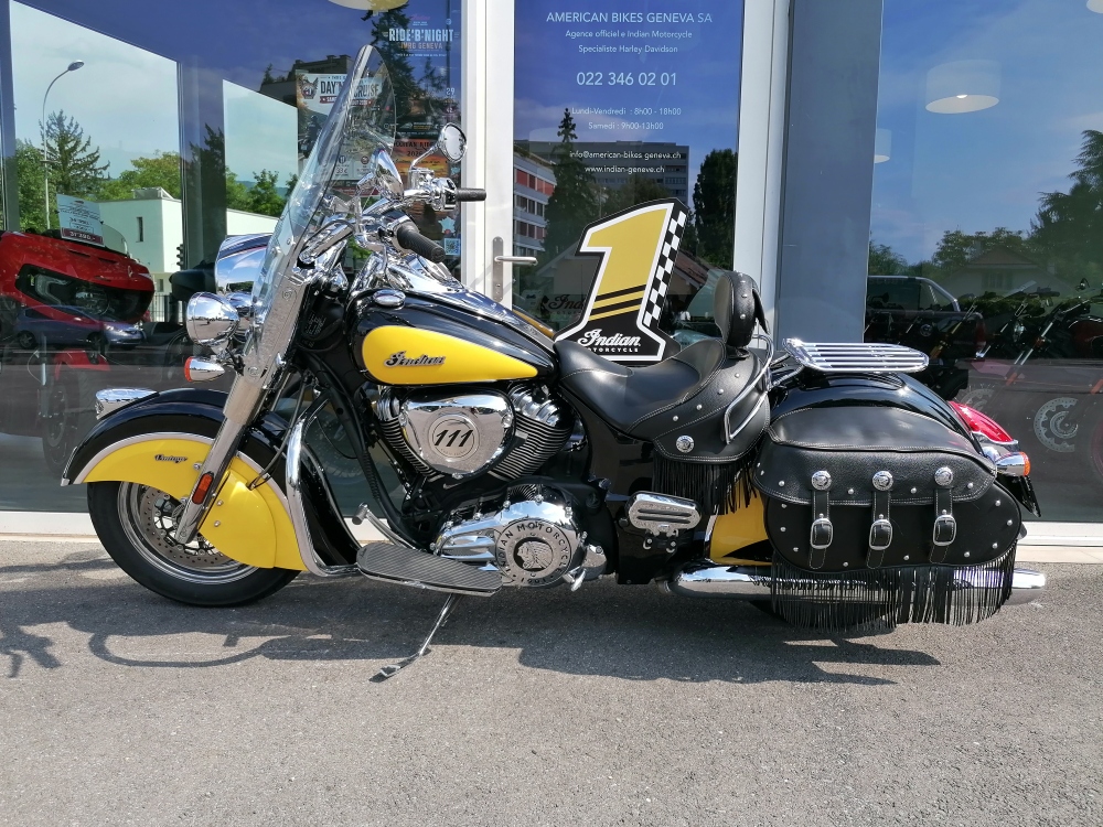 INDIAN Chief Vintage 111 Icon-showroom-element-1
