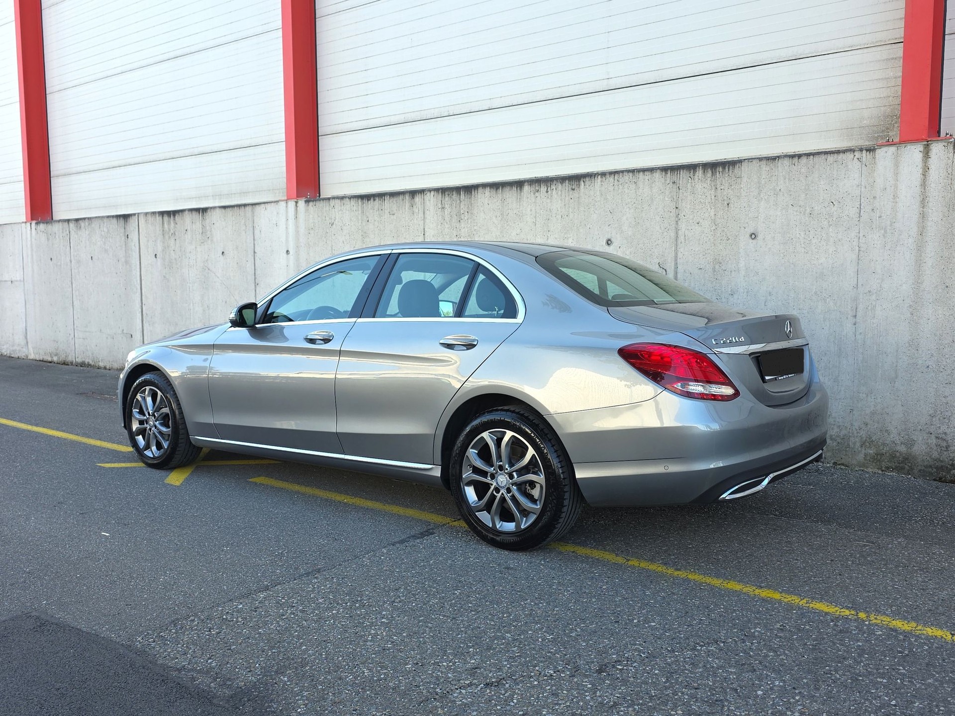 MERCEDES-BENZ C 220 d Avantgarde 4Matic 7G-Tronic-image-2